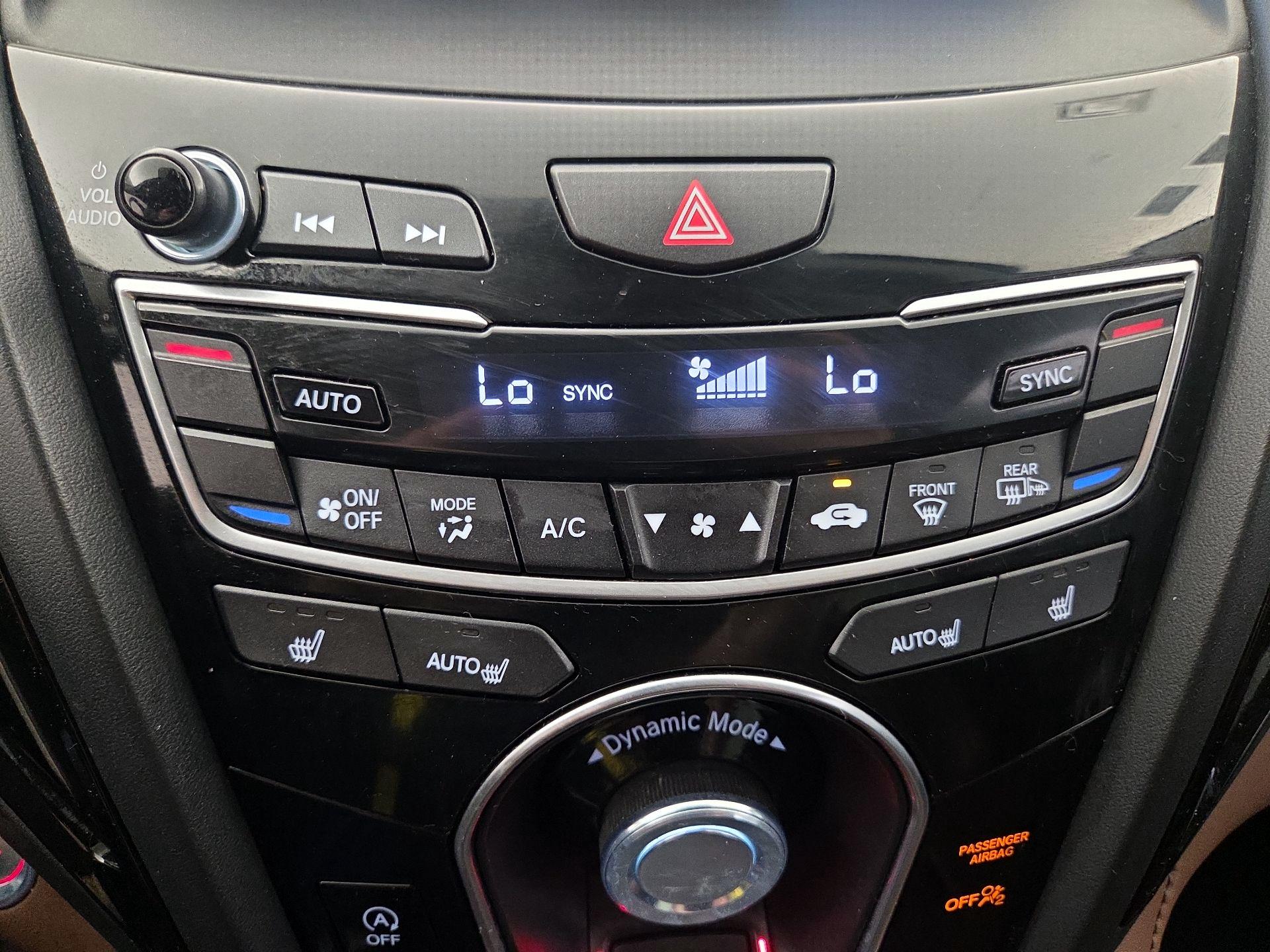 Thumbnail: 2024 Acura RDX - 17