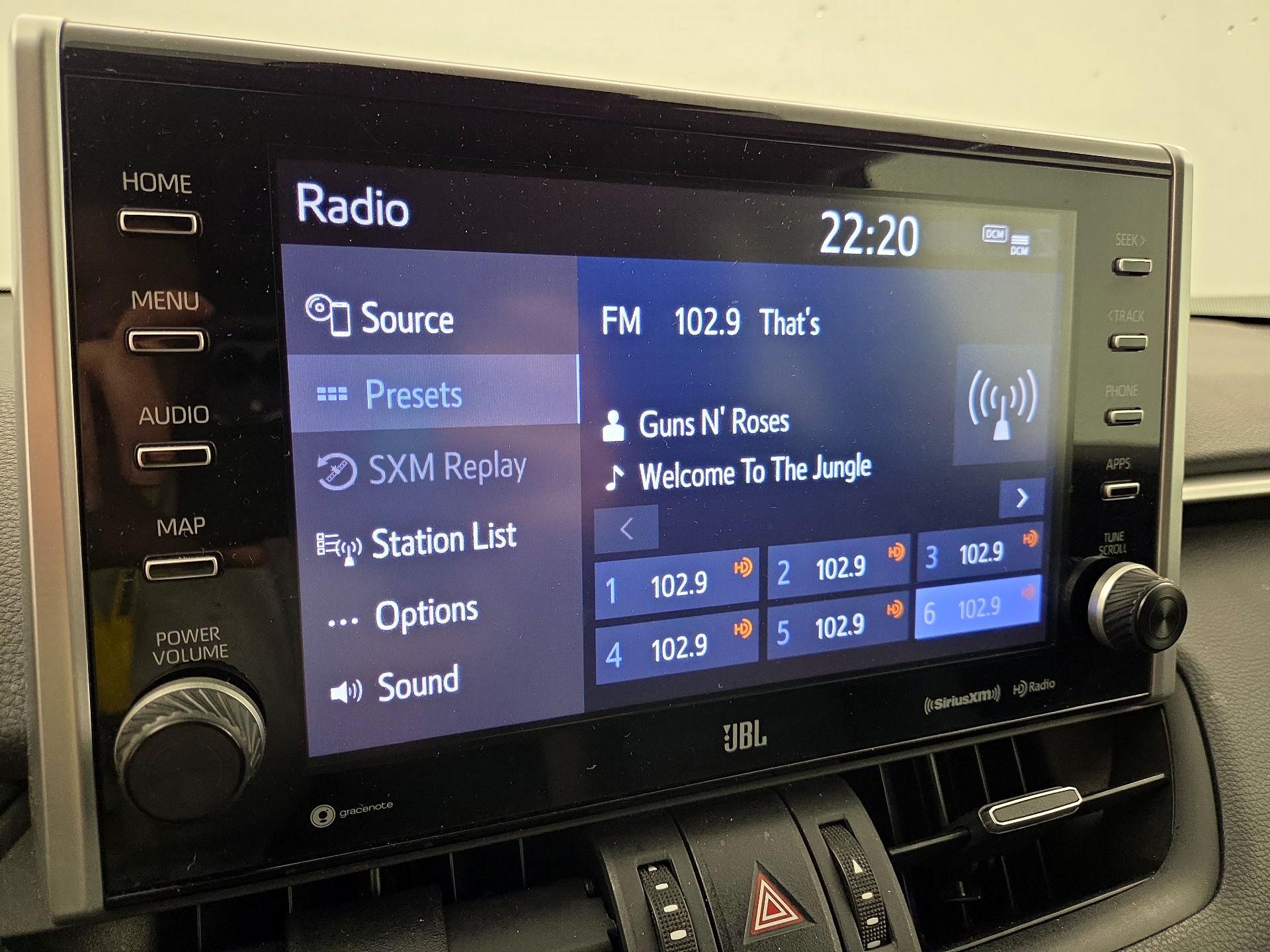 Thumbnail: 2022 Toyota RAV4 - 15