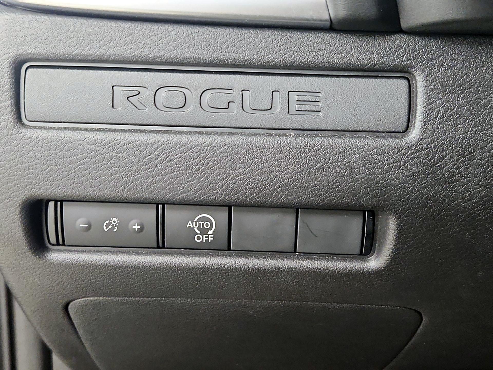 Thumbnail: 2023 Nissan Rogue - 13