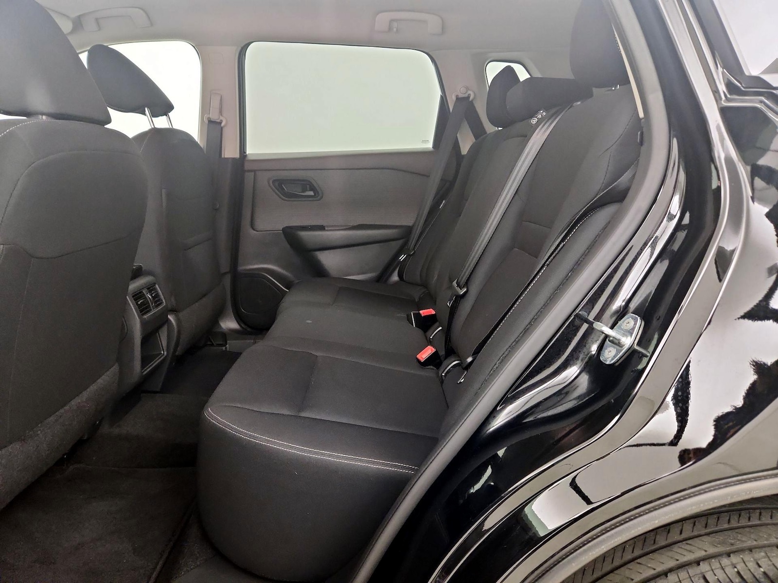 2023 Nissan Rogue S - Photo 20
