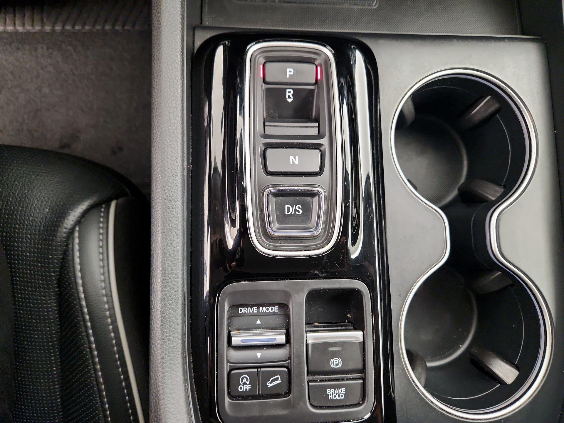 Thumbnail: 2023 Honda Pilot - 16