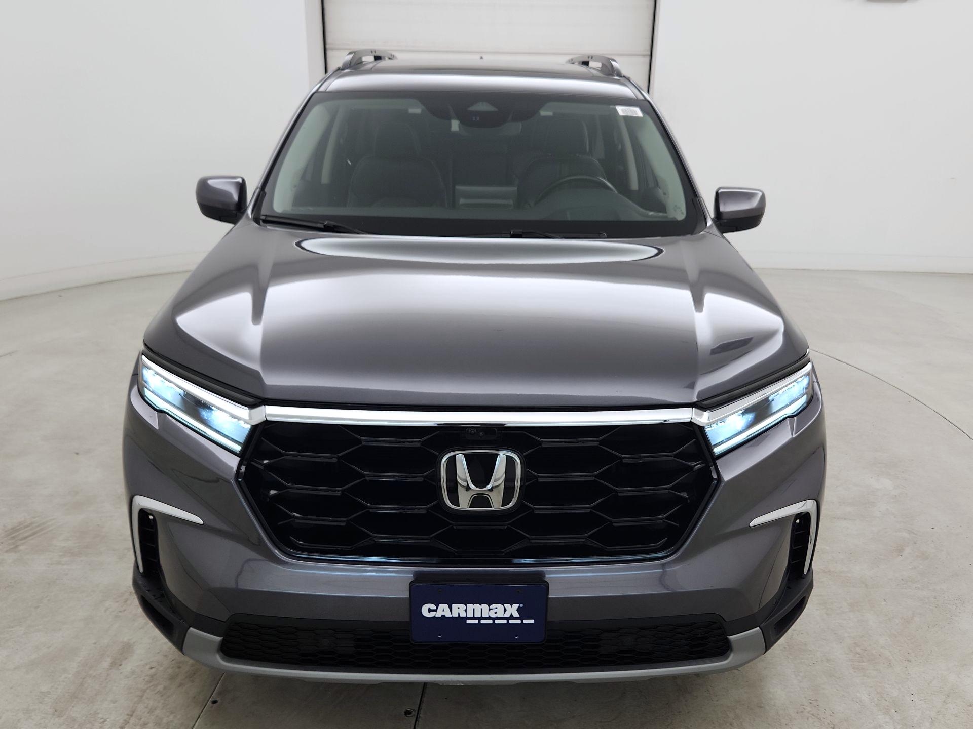 Thumbnail: 2023 Honda Pilot - 2