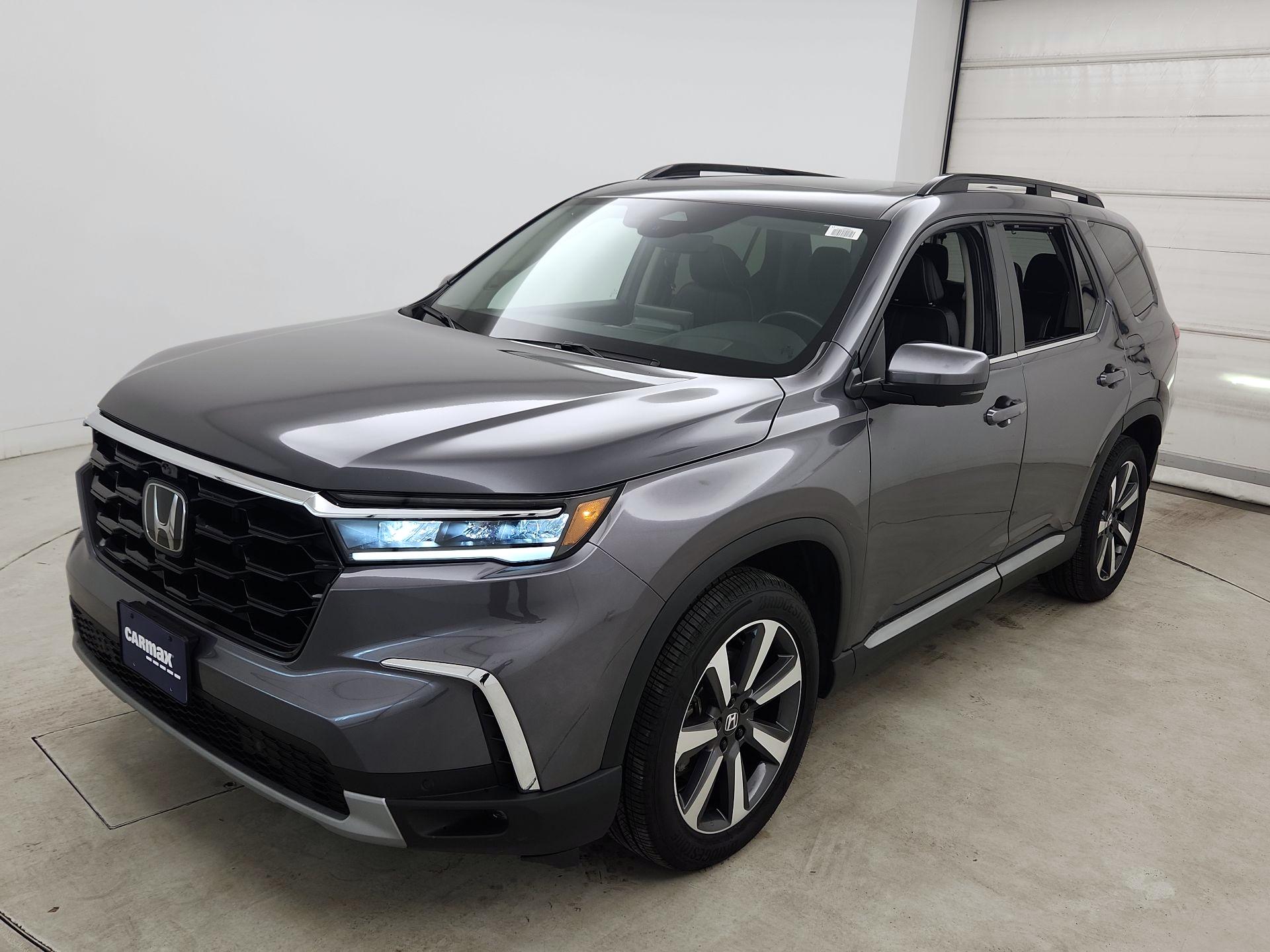 Thumbnail: 2023 Honda Pilot - 3