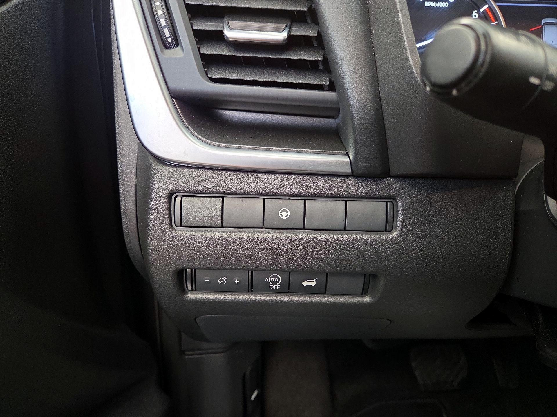 Thumbnail: 2023 Nissan Rogue - 13