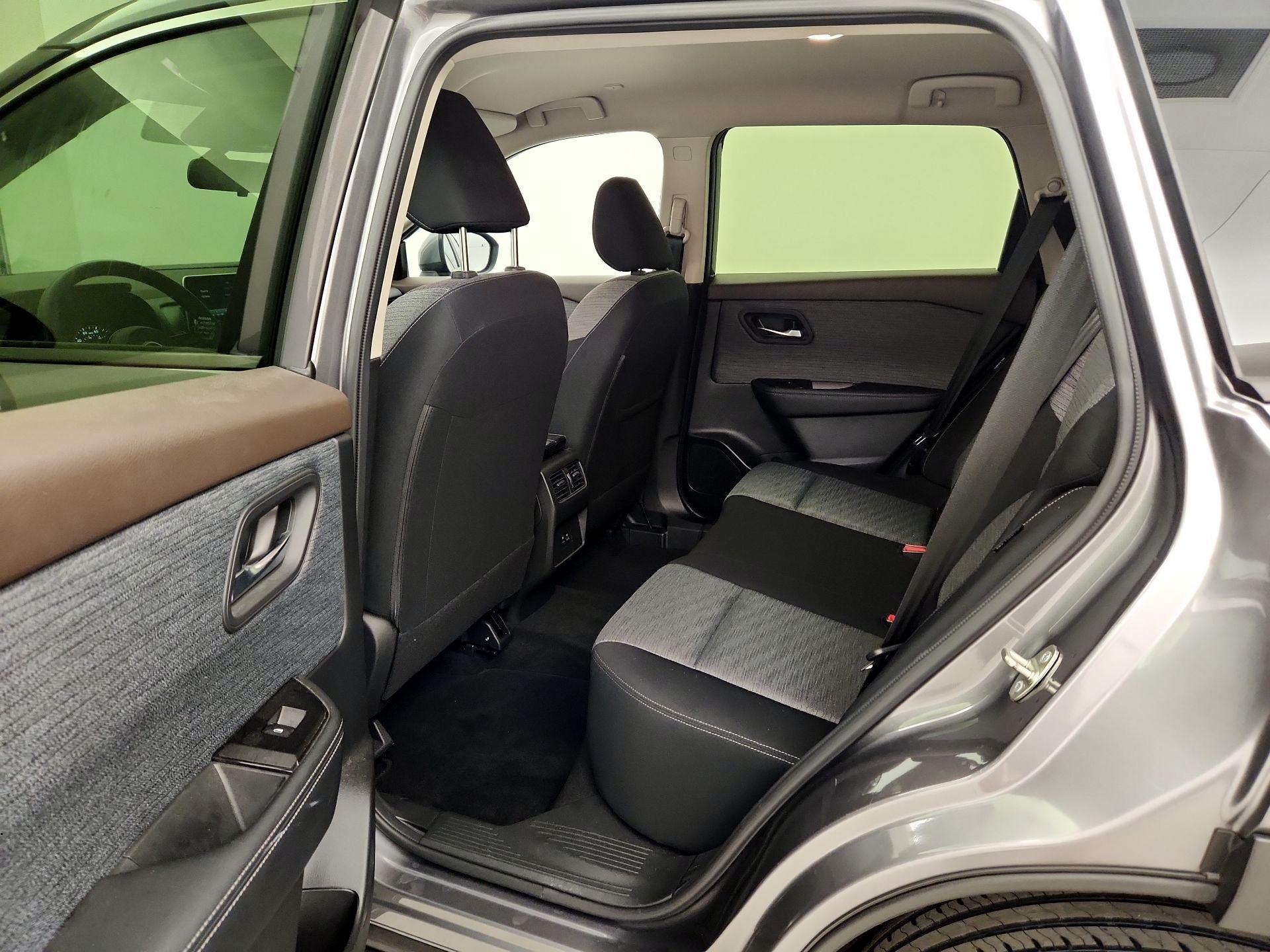 Thumbnail: 2023 Nissan Rogue - 19