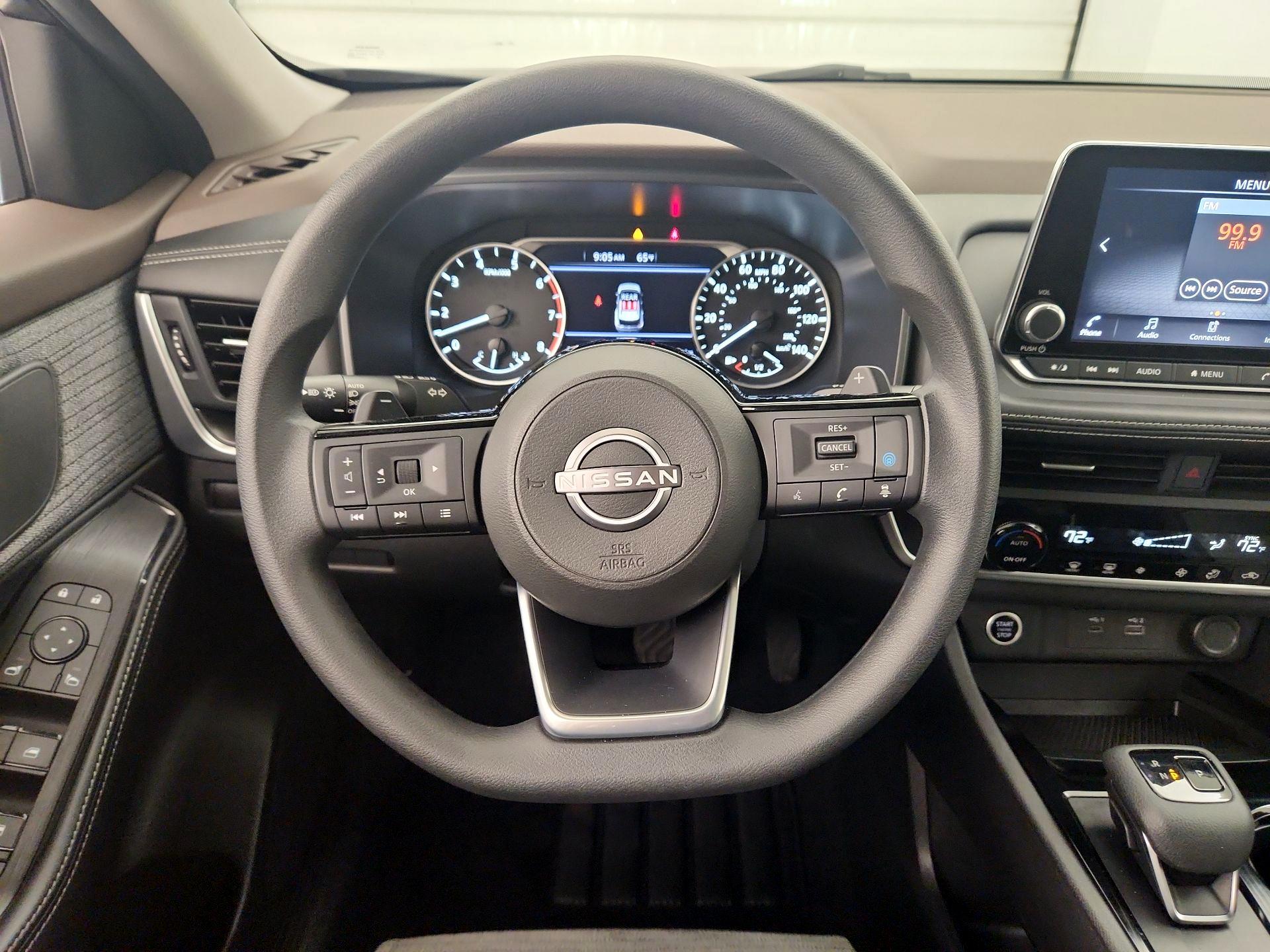 Thumbnail: 2023 Nissan Rogue - 10