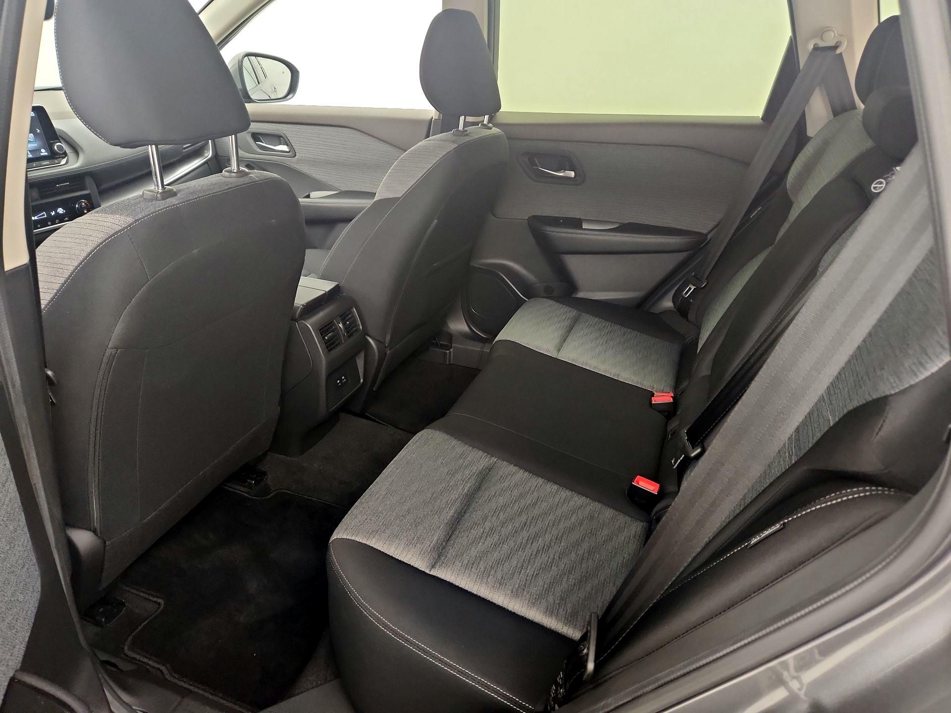 Thumbnail: 2023 Nissan Rogue - 19