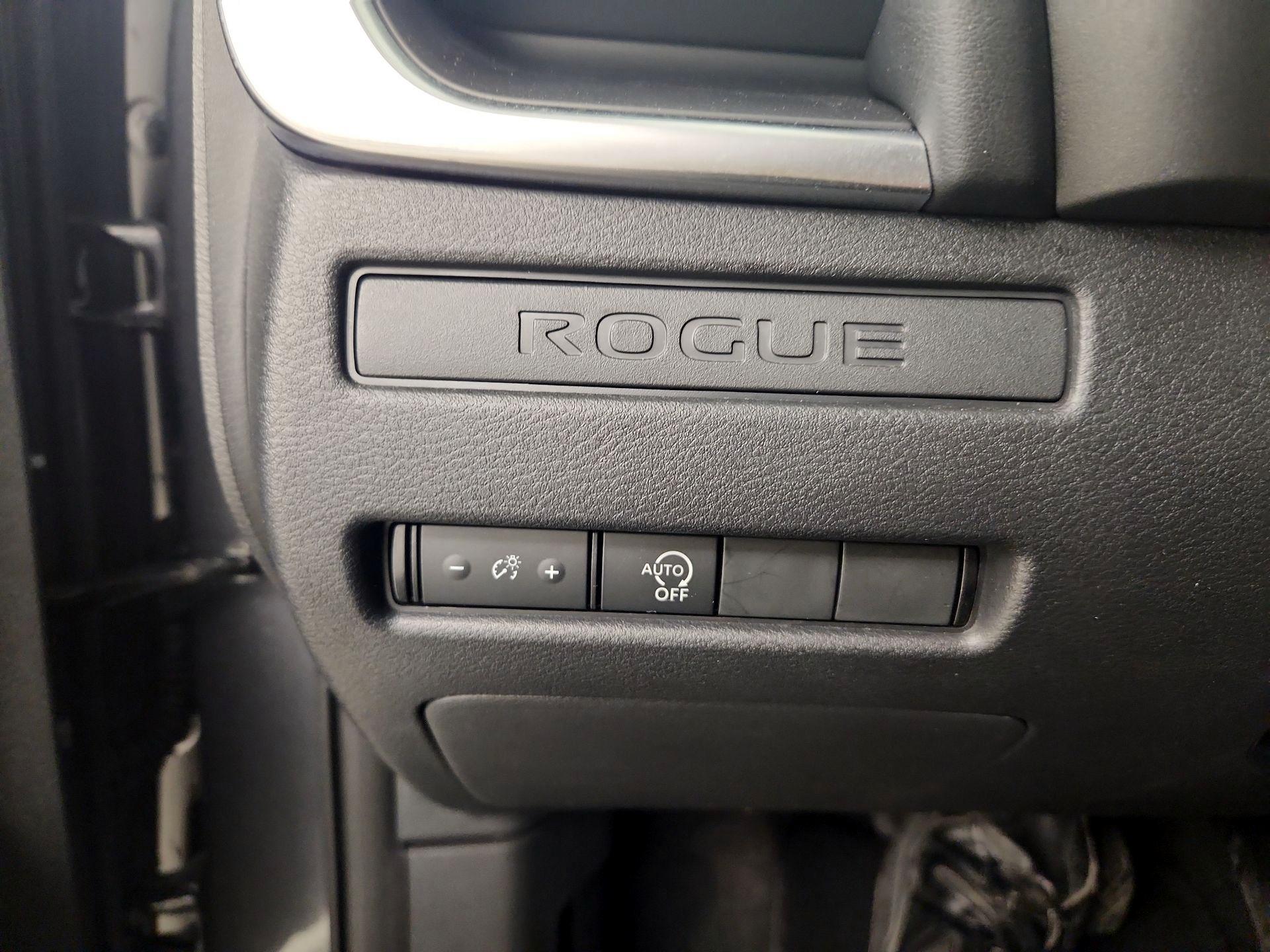 Thumbnail: 2023 Nissan Rogue - 13