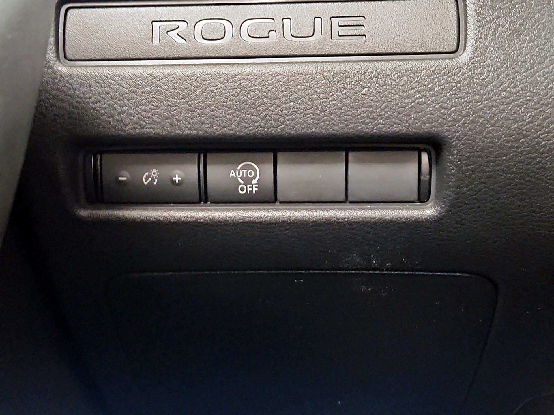 Thumbnail: 2023 Nissan Rogue - 13