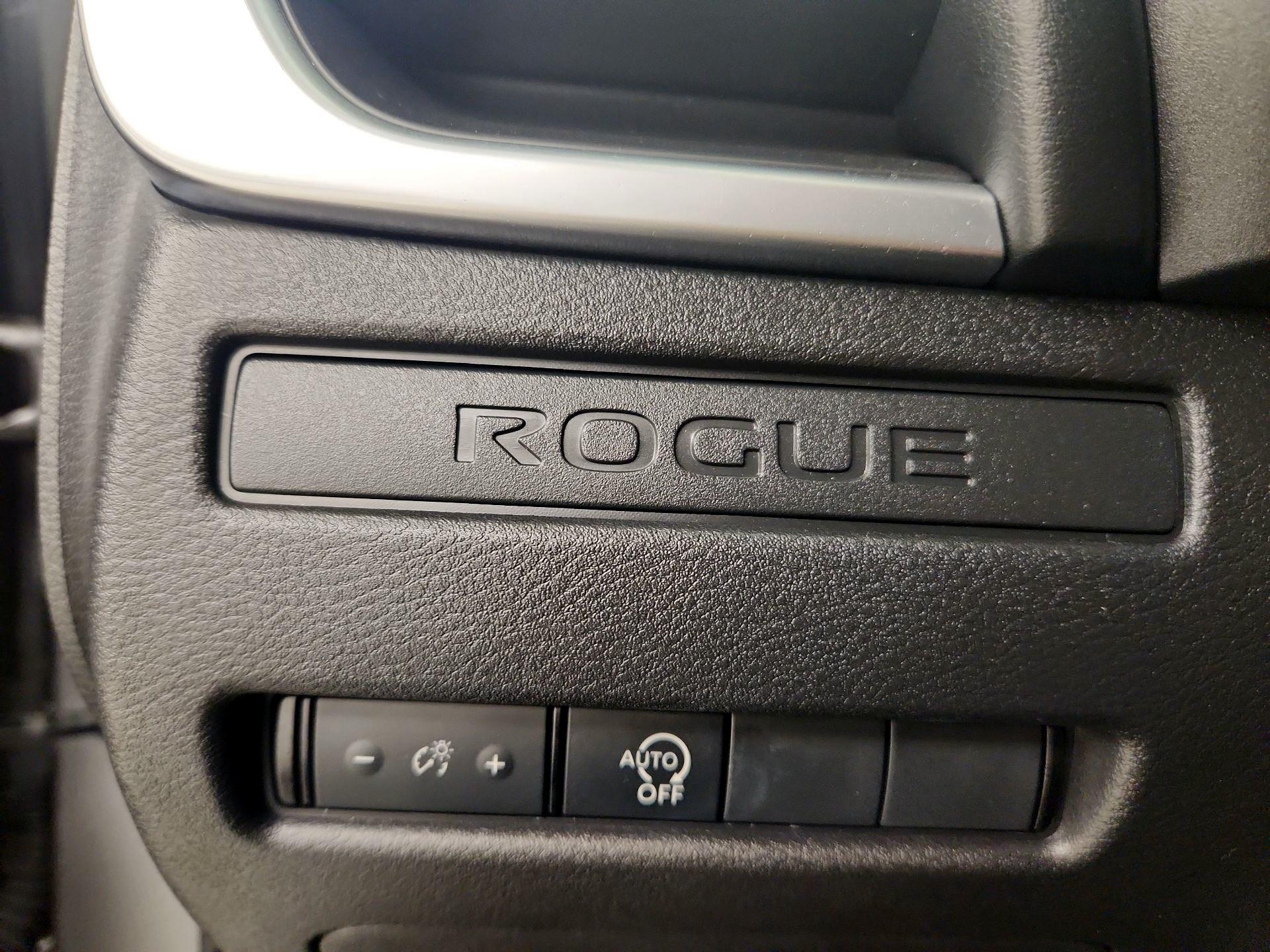 Thumbnail: 2023 Nissan Rogue - 13