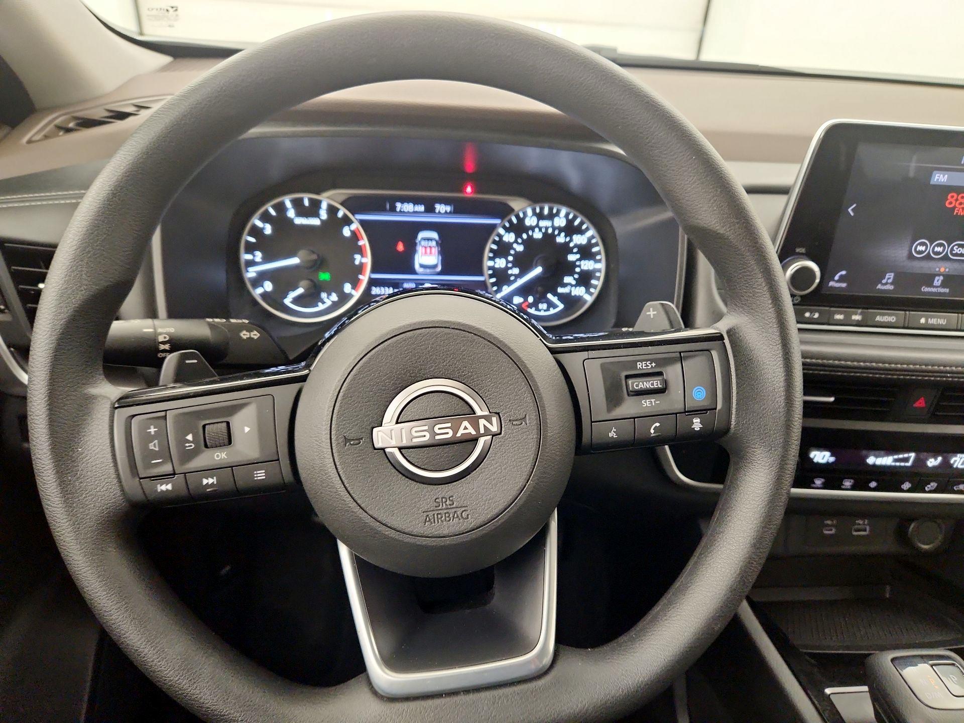 Thumbnail: 2023 Nissan Rogue - 10