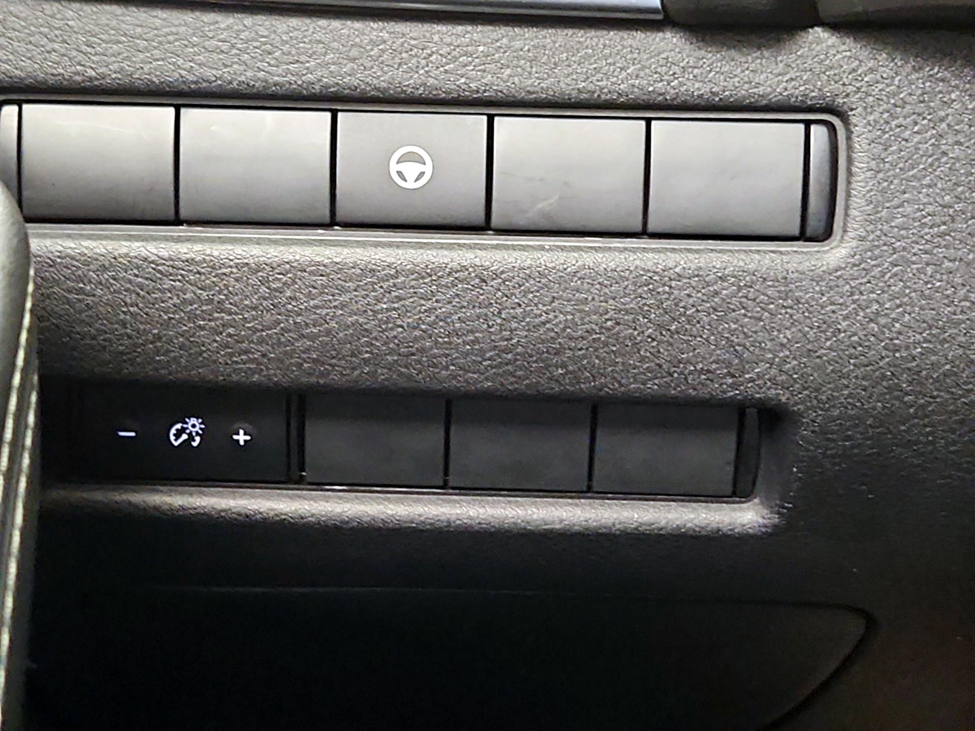 Thumbnail: 2023 Nissan Rogue - 13