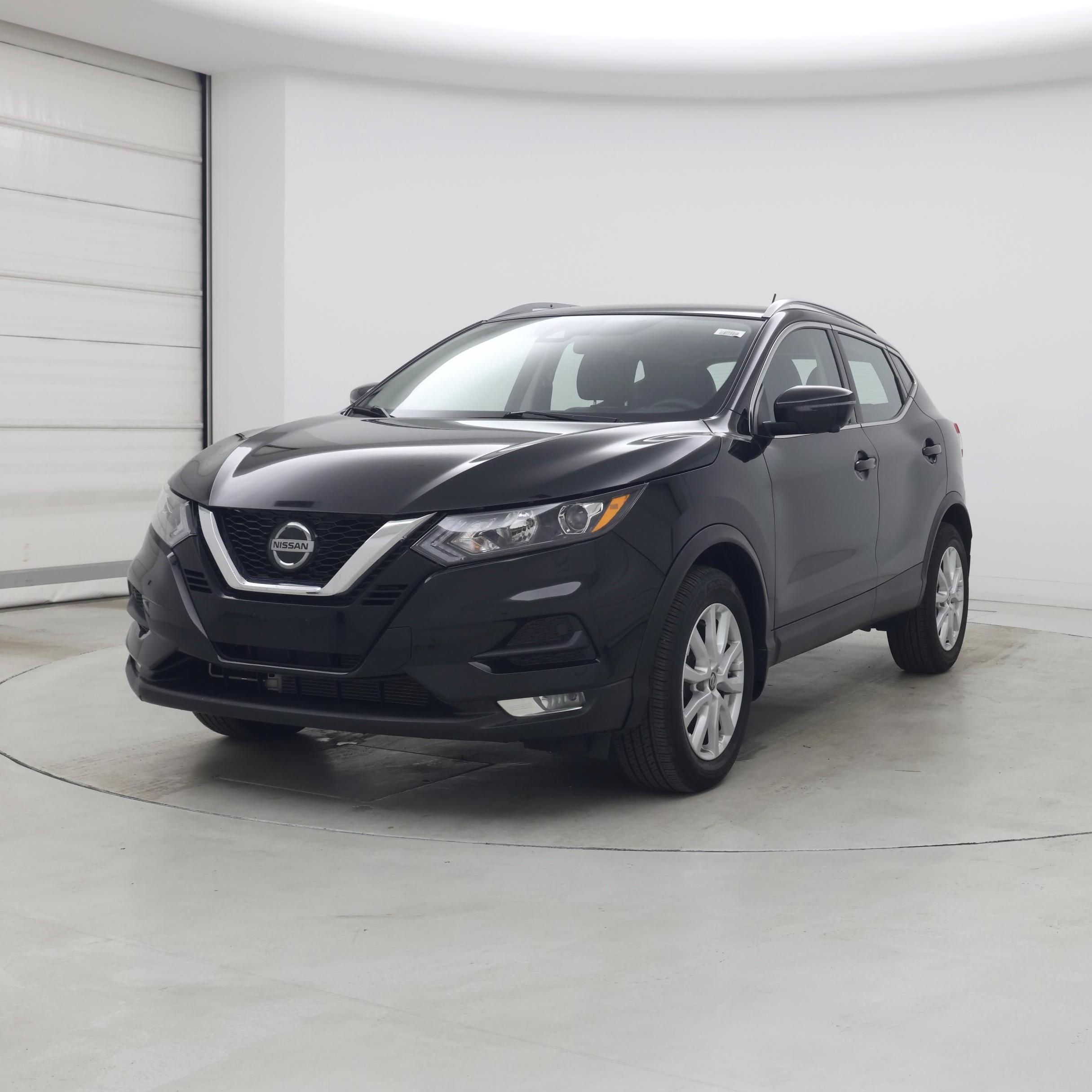 Thumbnail: 2022 Nissan Rogue Sport - 4
