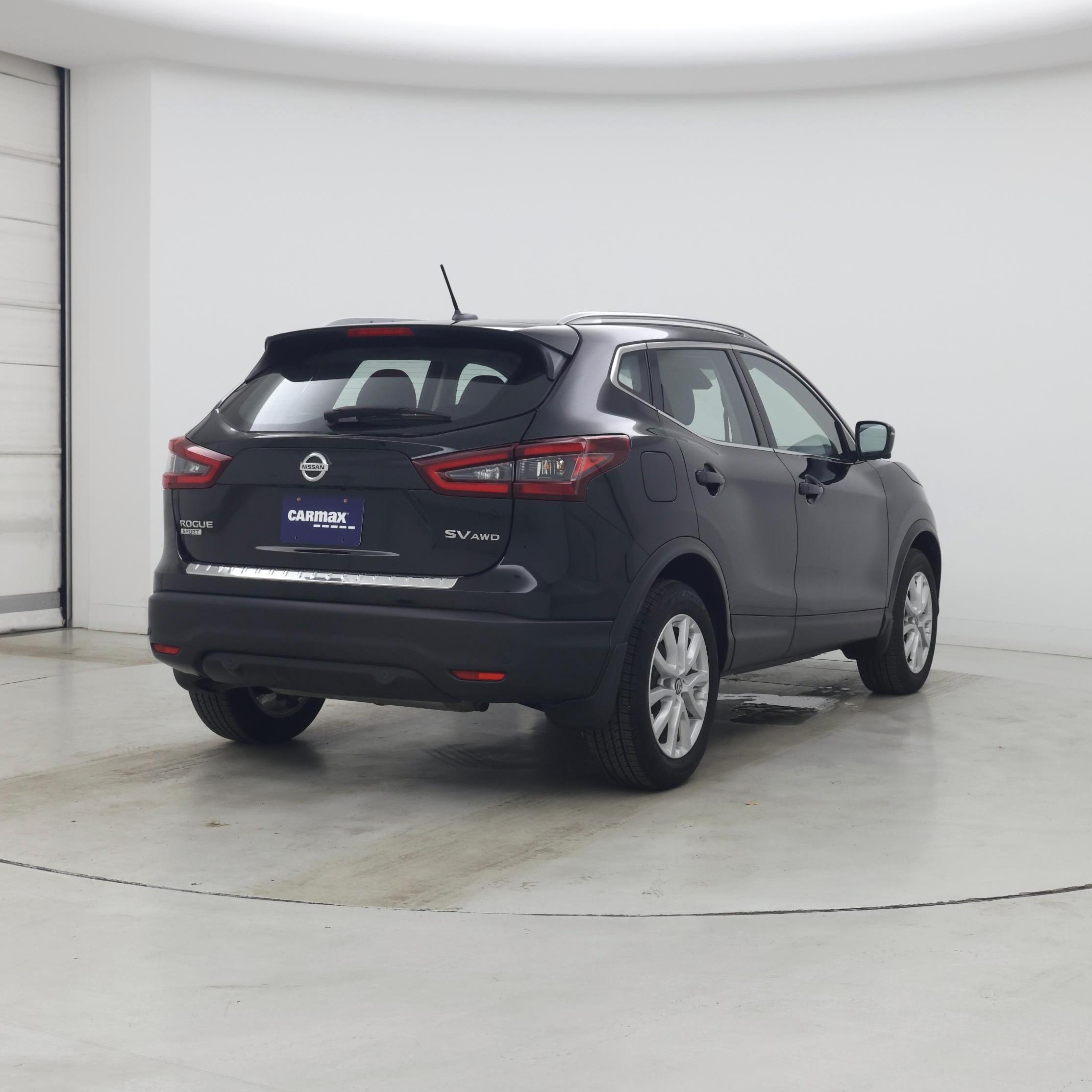 Thumbnail: 2022 Nissan Rogue Sport - 8