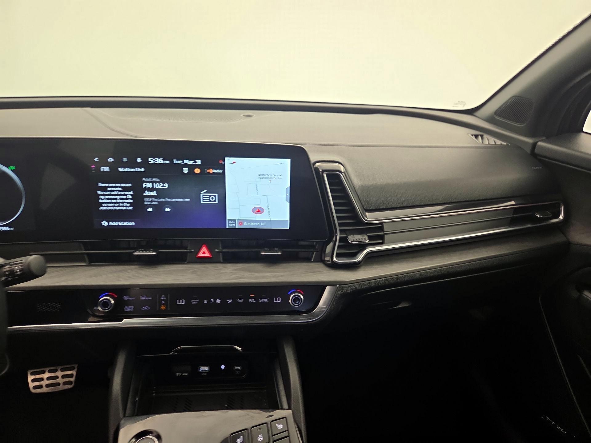 Thumbnail: 2023 Kia Sportage - 9