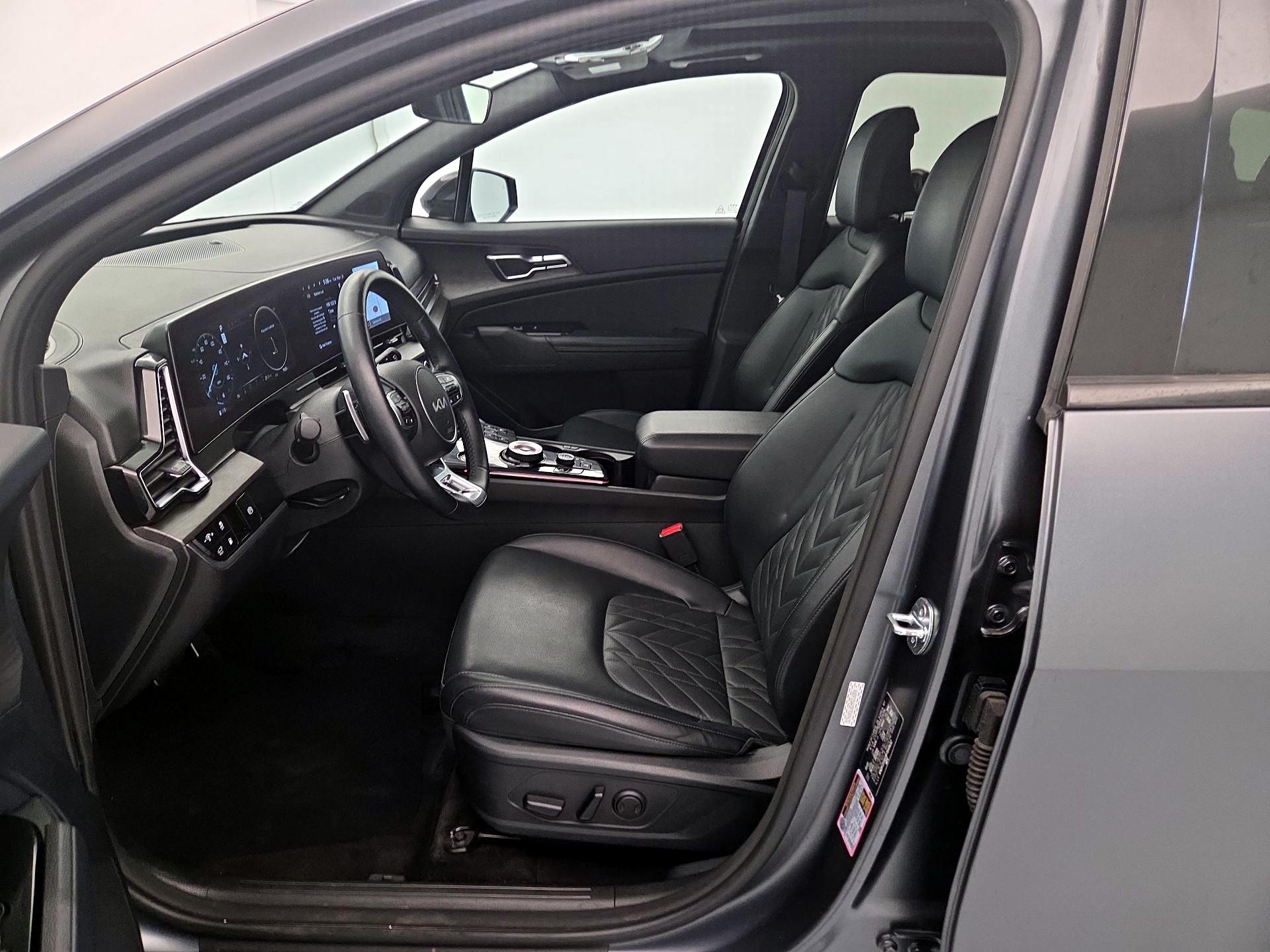 Thumbnail: 2023 Kia Sportage - 11