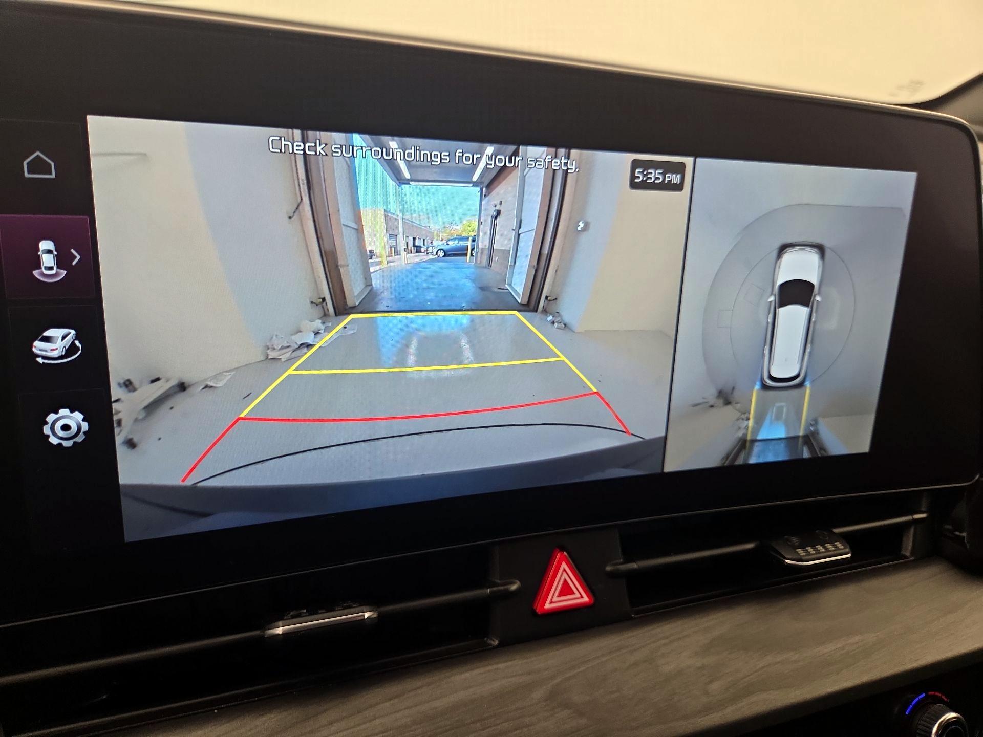 Thumbnail: 2023 Kia Sportage - 15