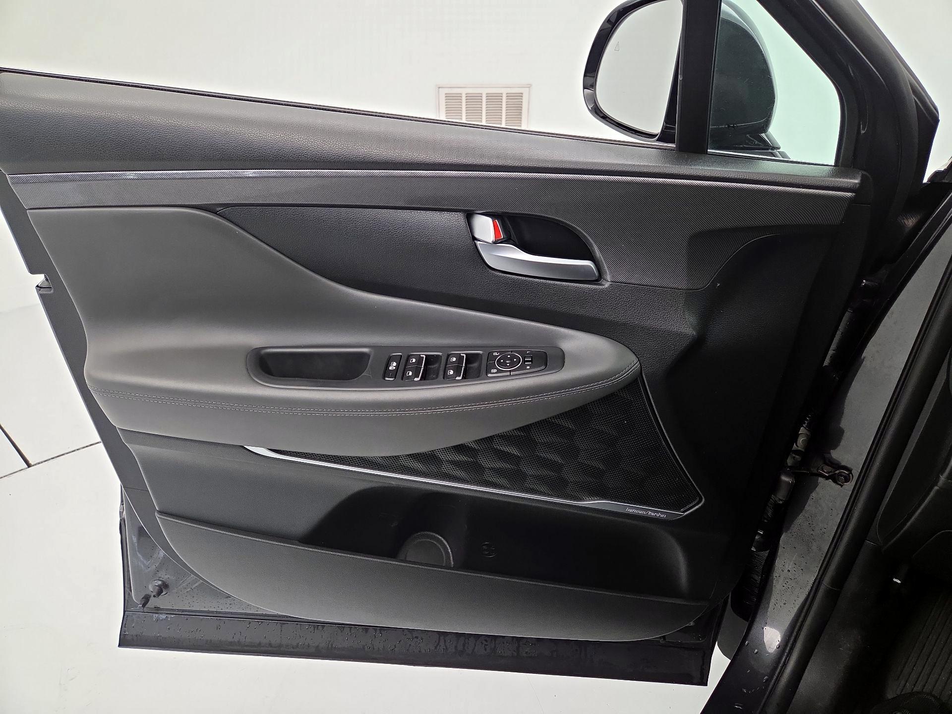 Thumbnail: 2023 Hyundai Santa Fe - 12