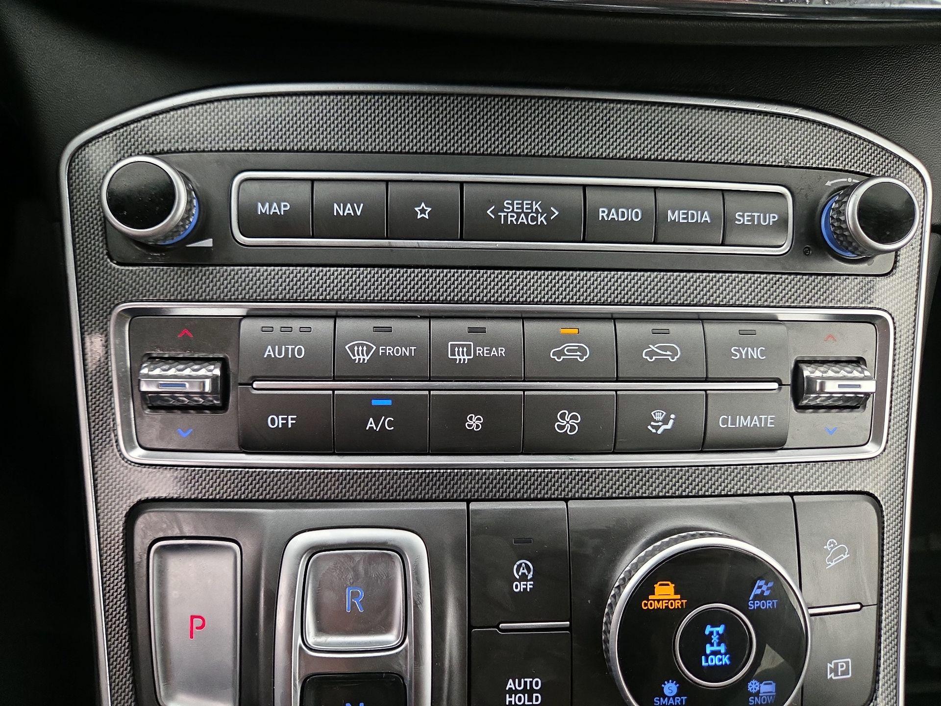 Thumbnail: 2023 Hyundai Santa Fe - 17