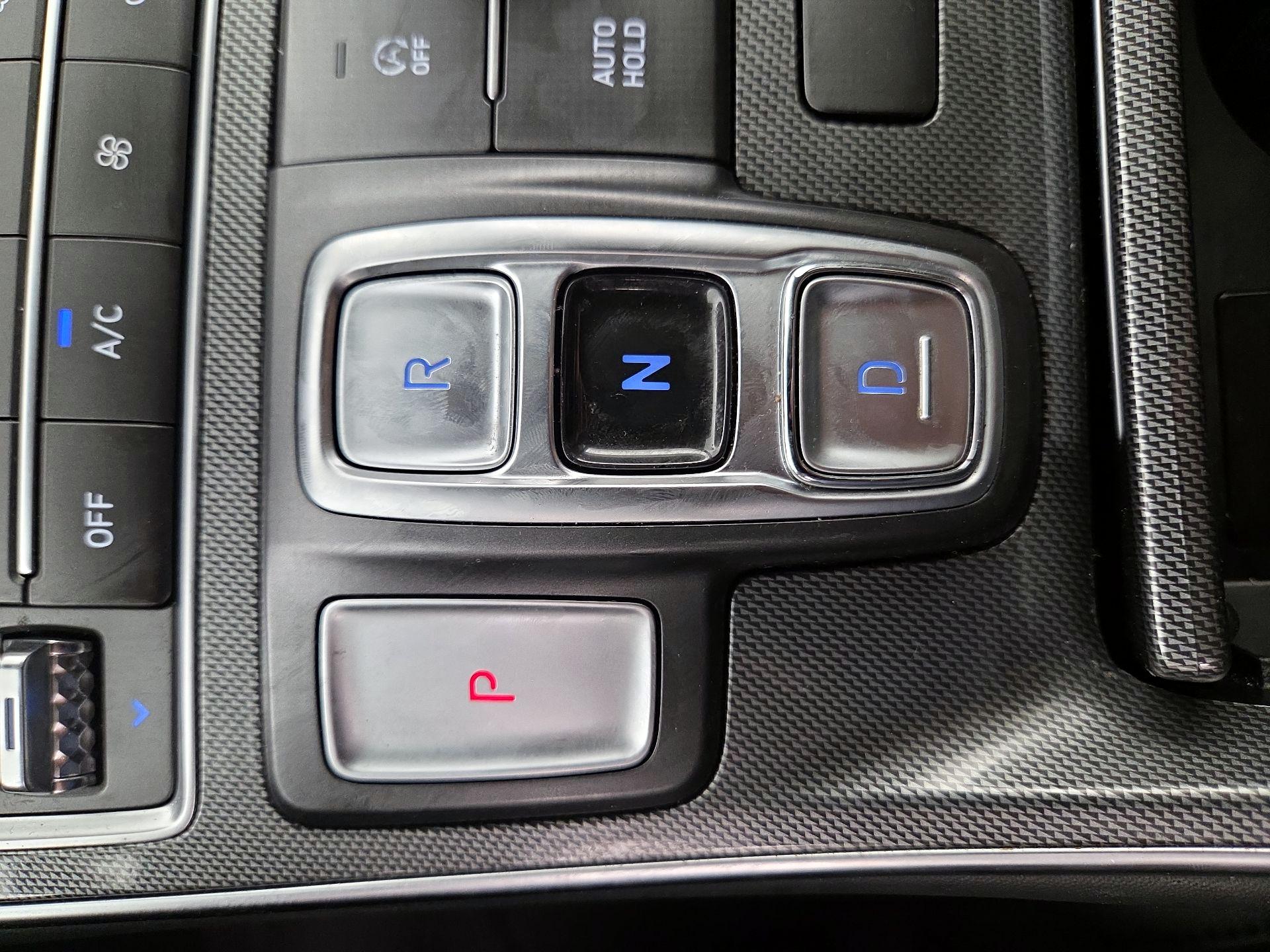 Thumbnail: 2023 Hyundai Santa Fe - 18