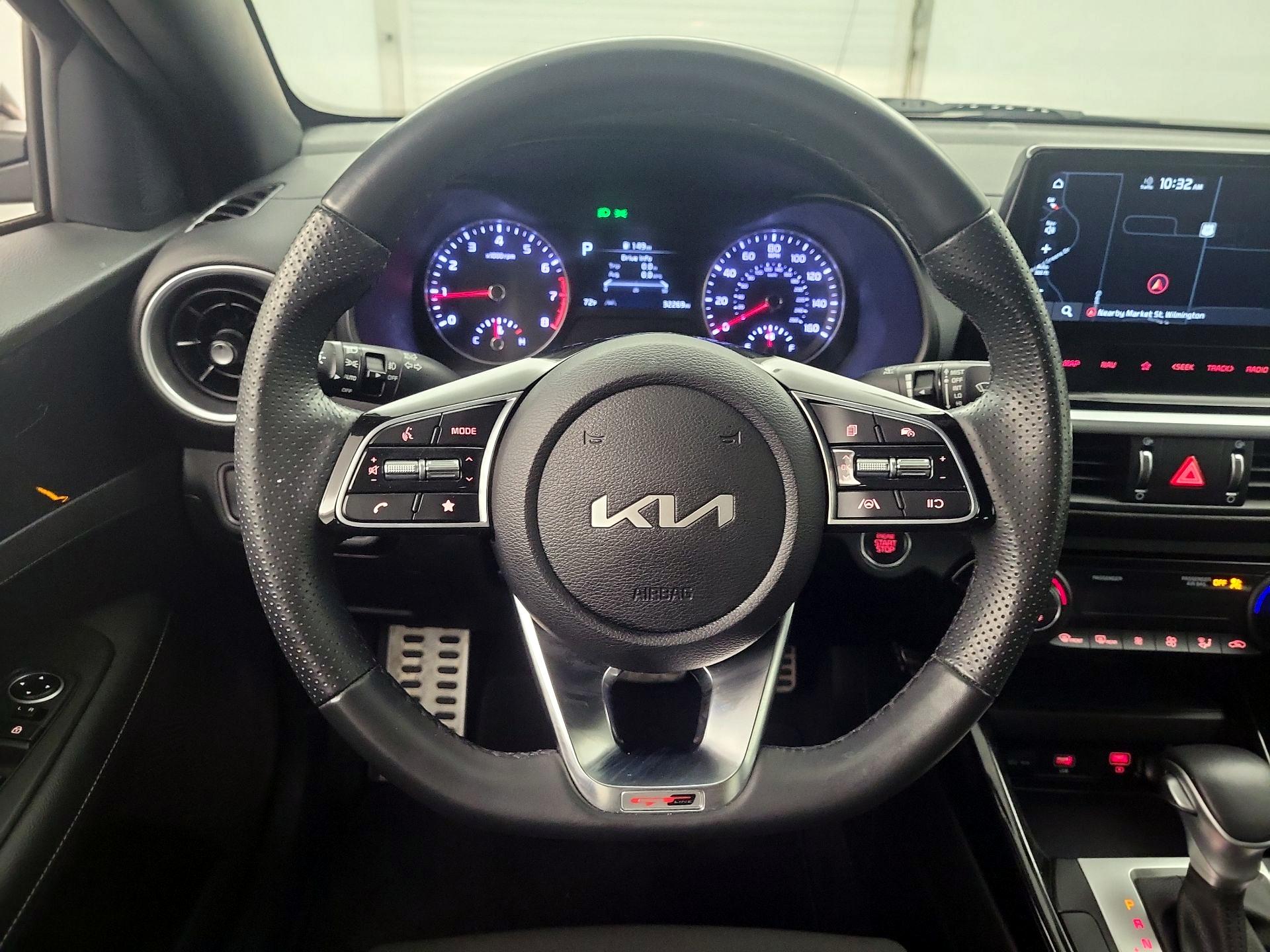 Thumbnail: 2023 Kia Forte - 10