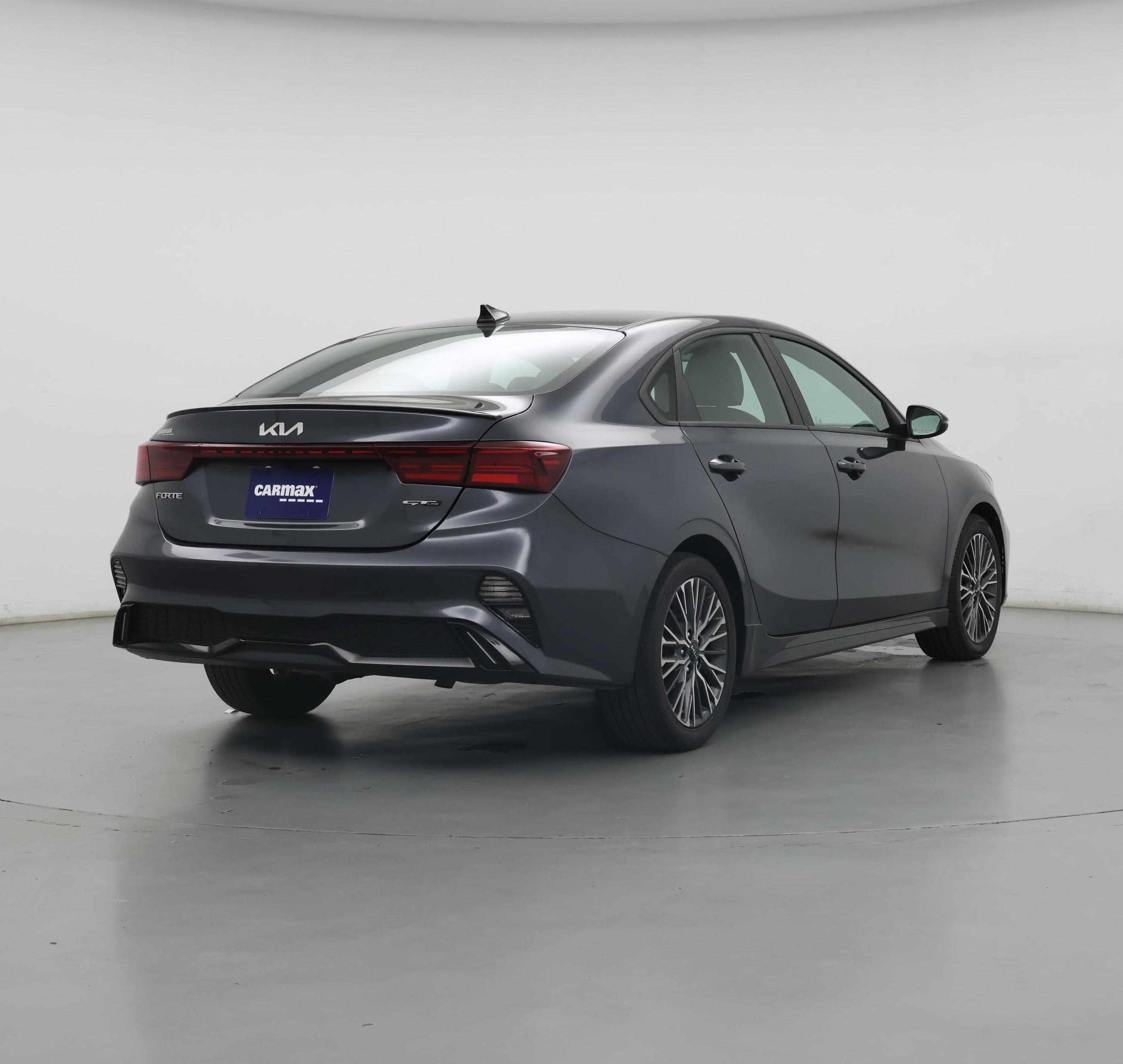 Thumbnail: 2023 Kia Forte - 8