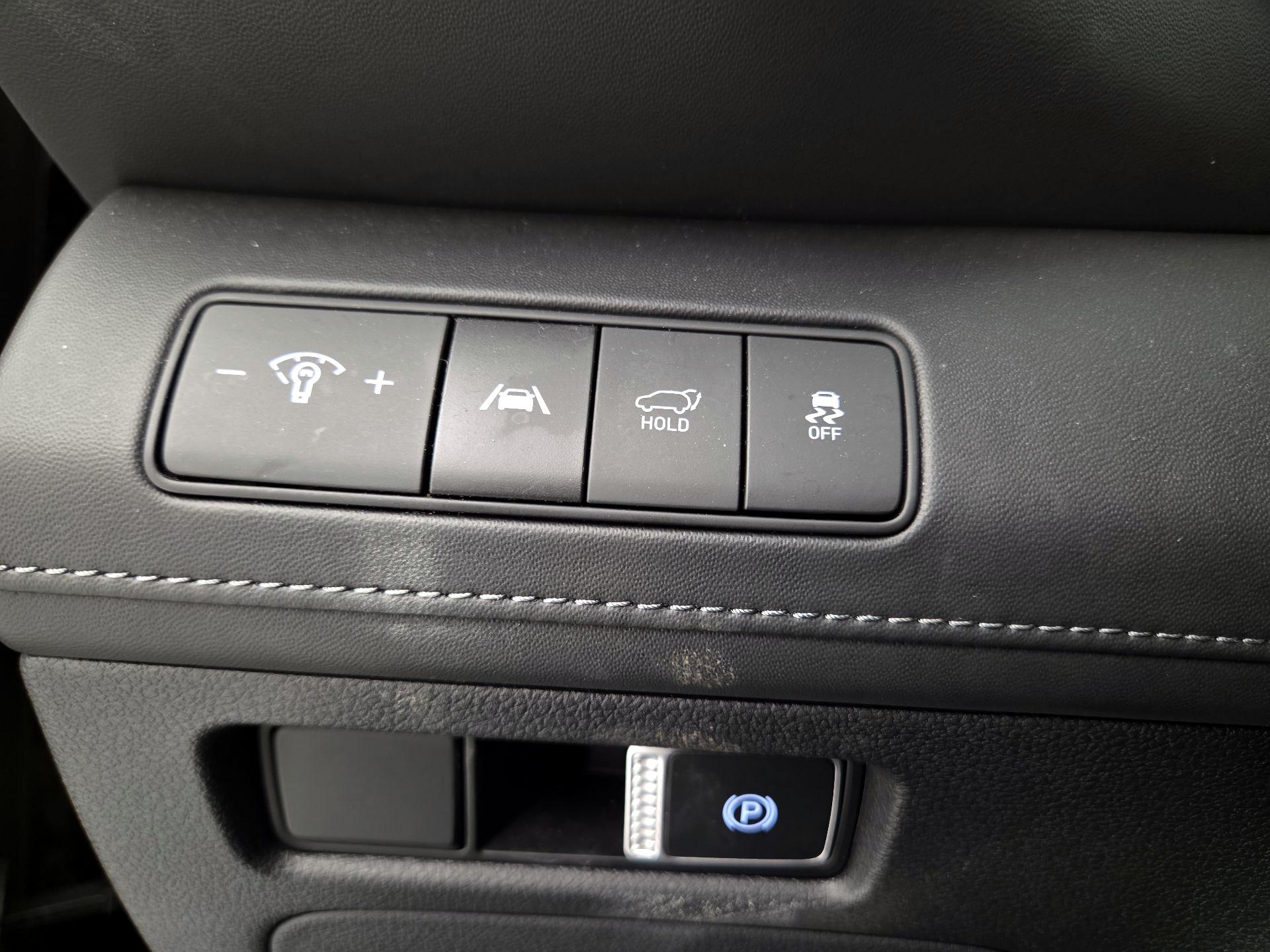 Thumbnail: 2023 Hyundai Santa Fe - 13