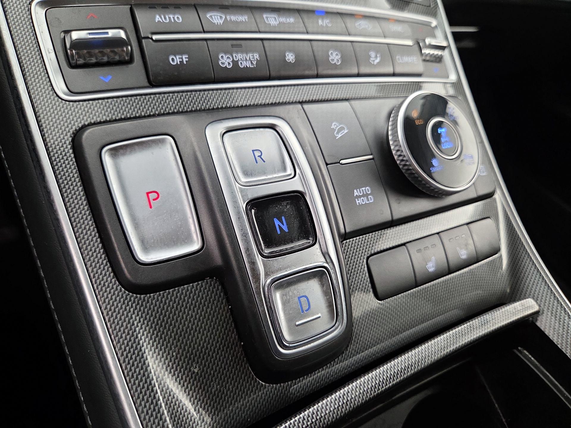 Thumbnail: 2023 Hyundai Santa Fe - 18