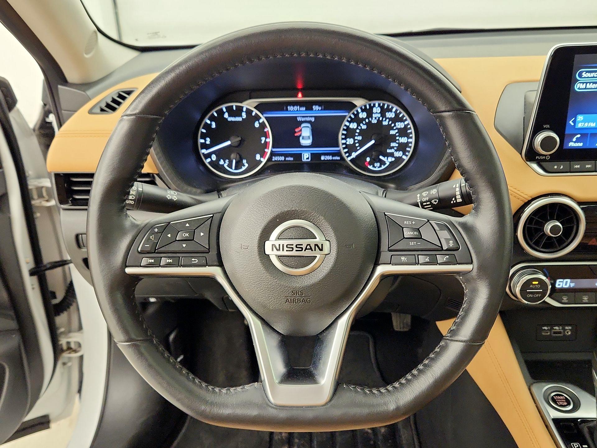 Thumbnail: 2023 Nissan Sentra - 10