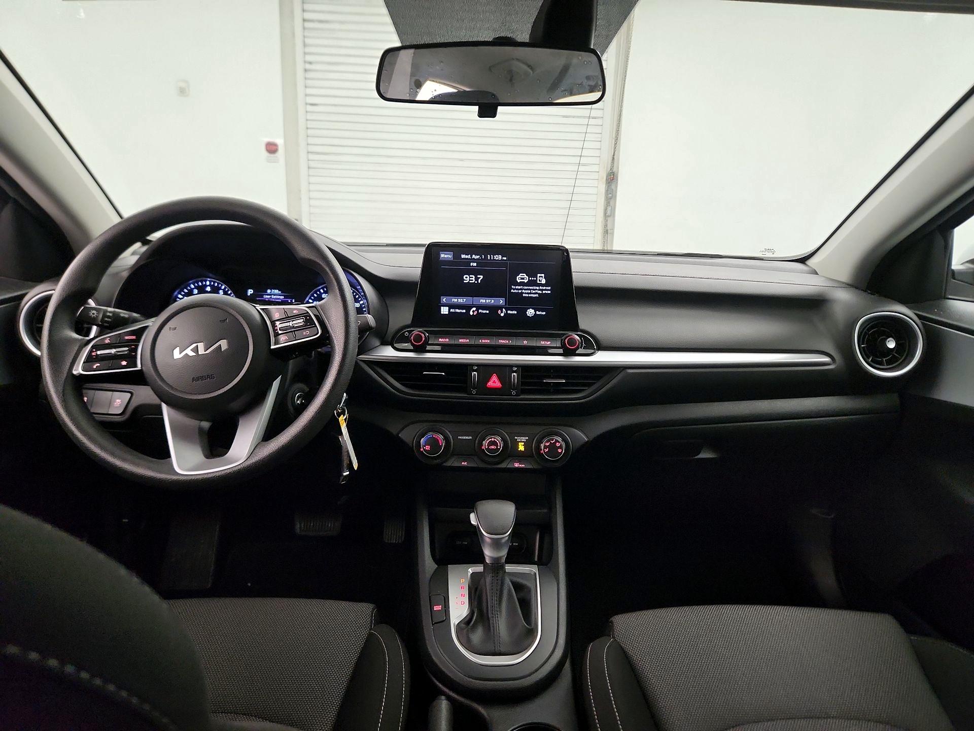 Thumbnail: 2023 Kia Forte - 9