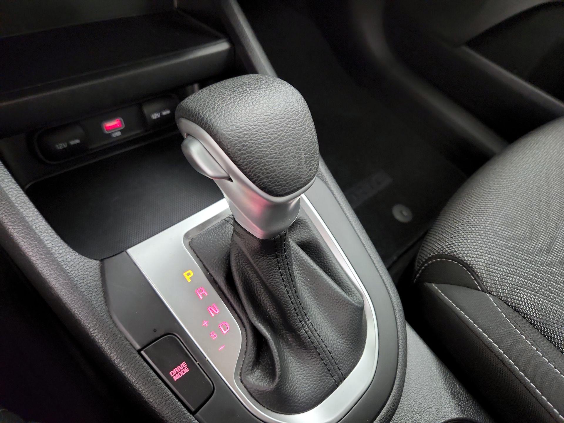 Thumbnail: 2023 Kia Forte - 17