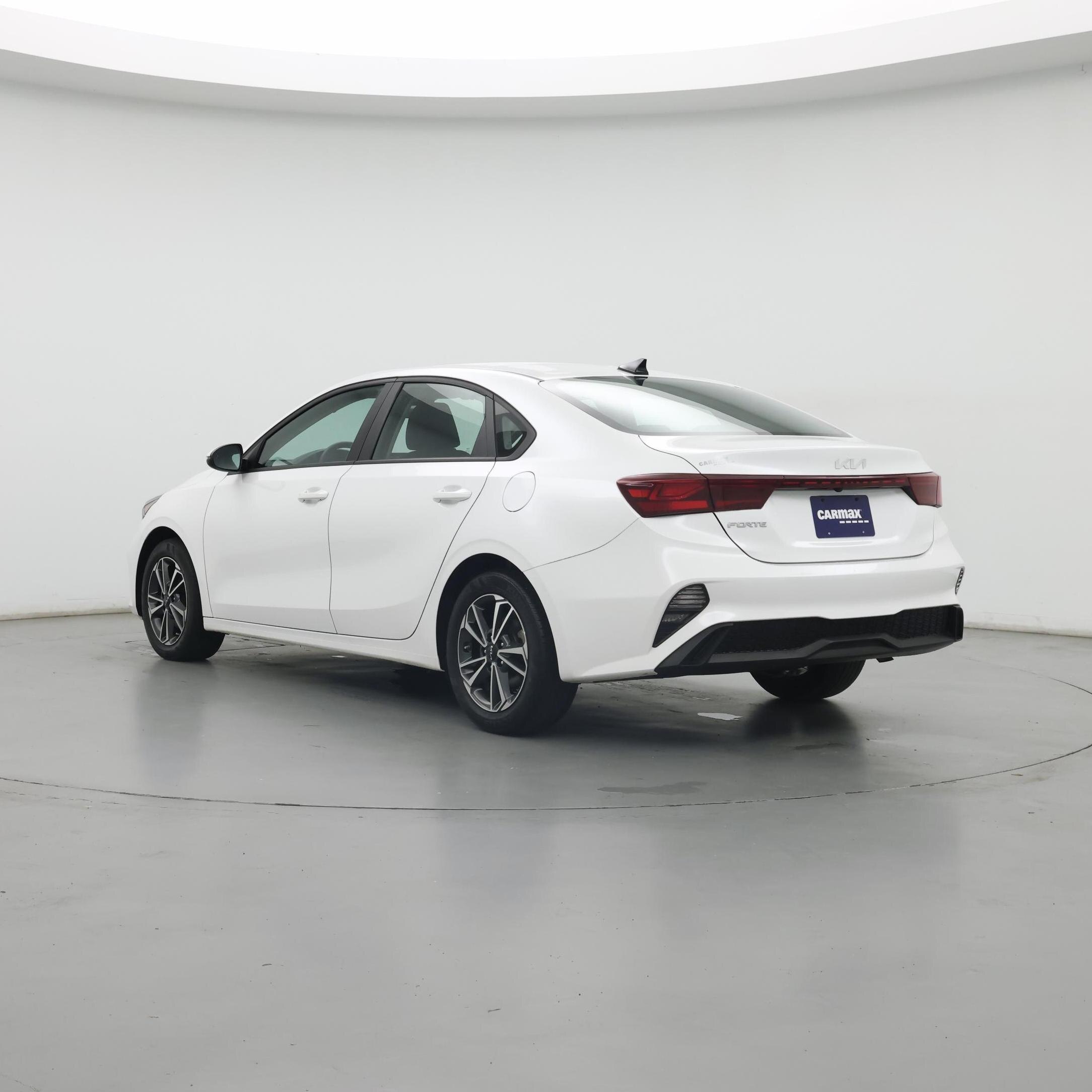 Thumbnail: 2023 Kia Forte - 2