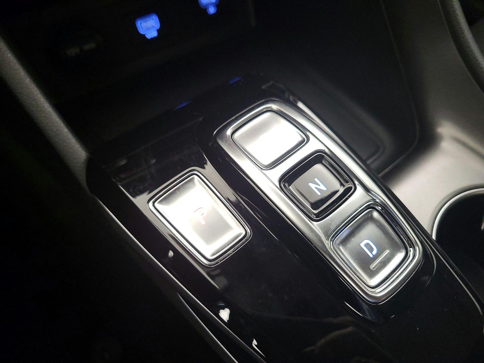 Thumbnail: 2023 Hyundai Sonata - 18