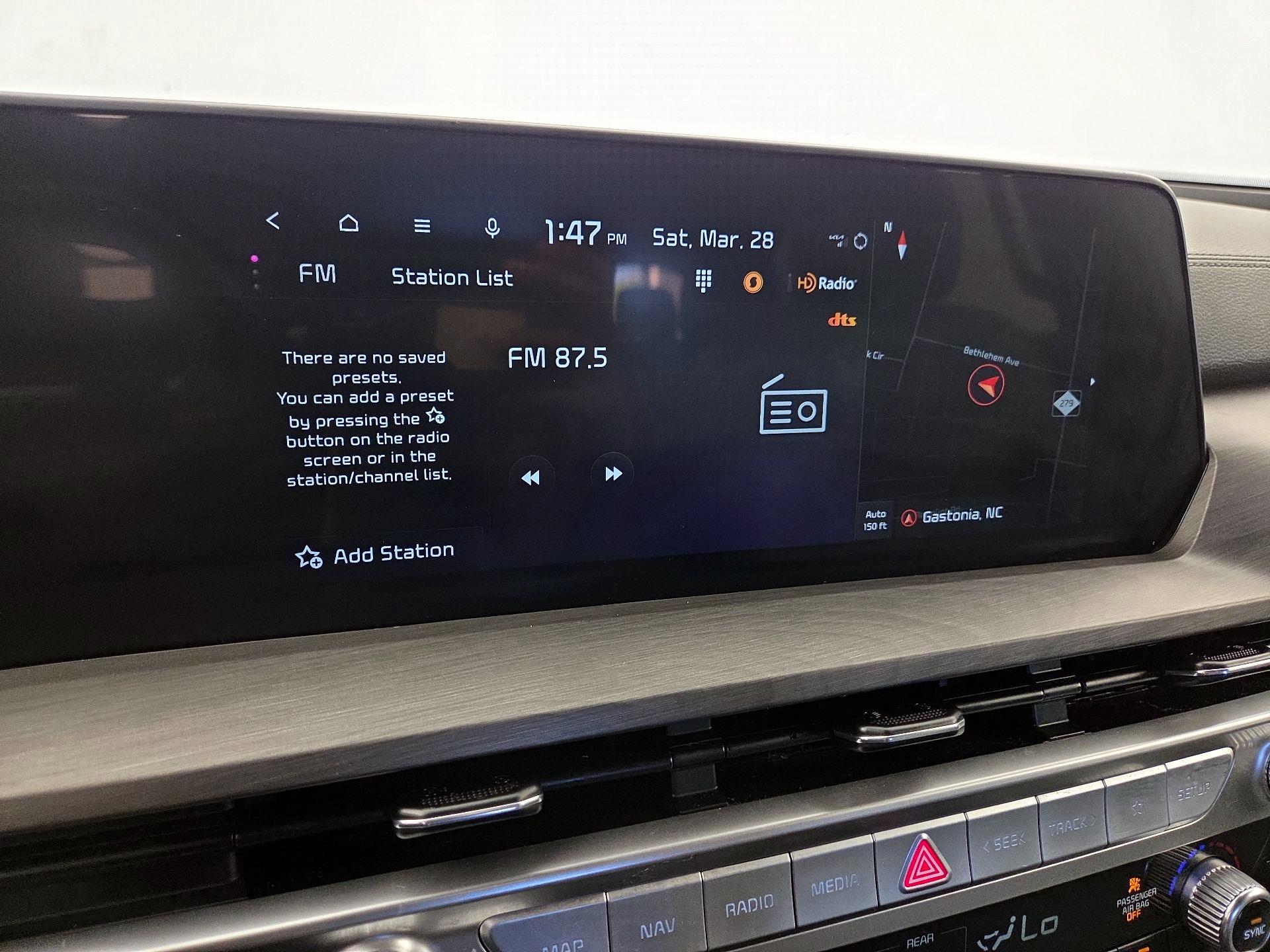 Thumbnail: 2023 Kia Telluride - 16