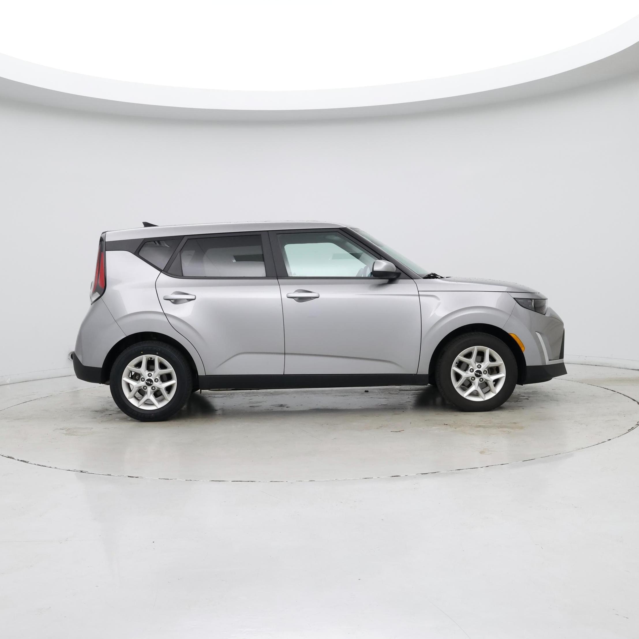 Thumbnail: 2023 Kia Soul - 7