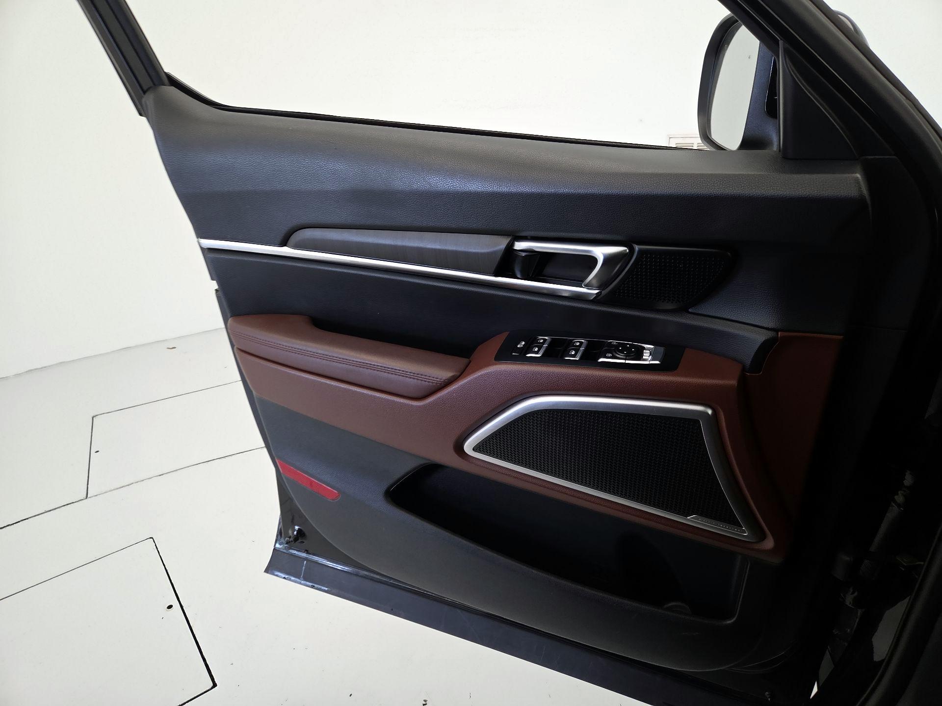 Thumbnail: 2024 Kia Telluride - 12