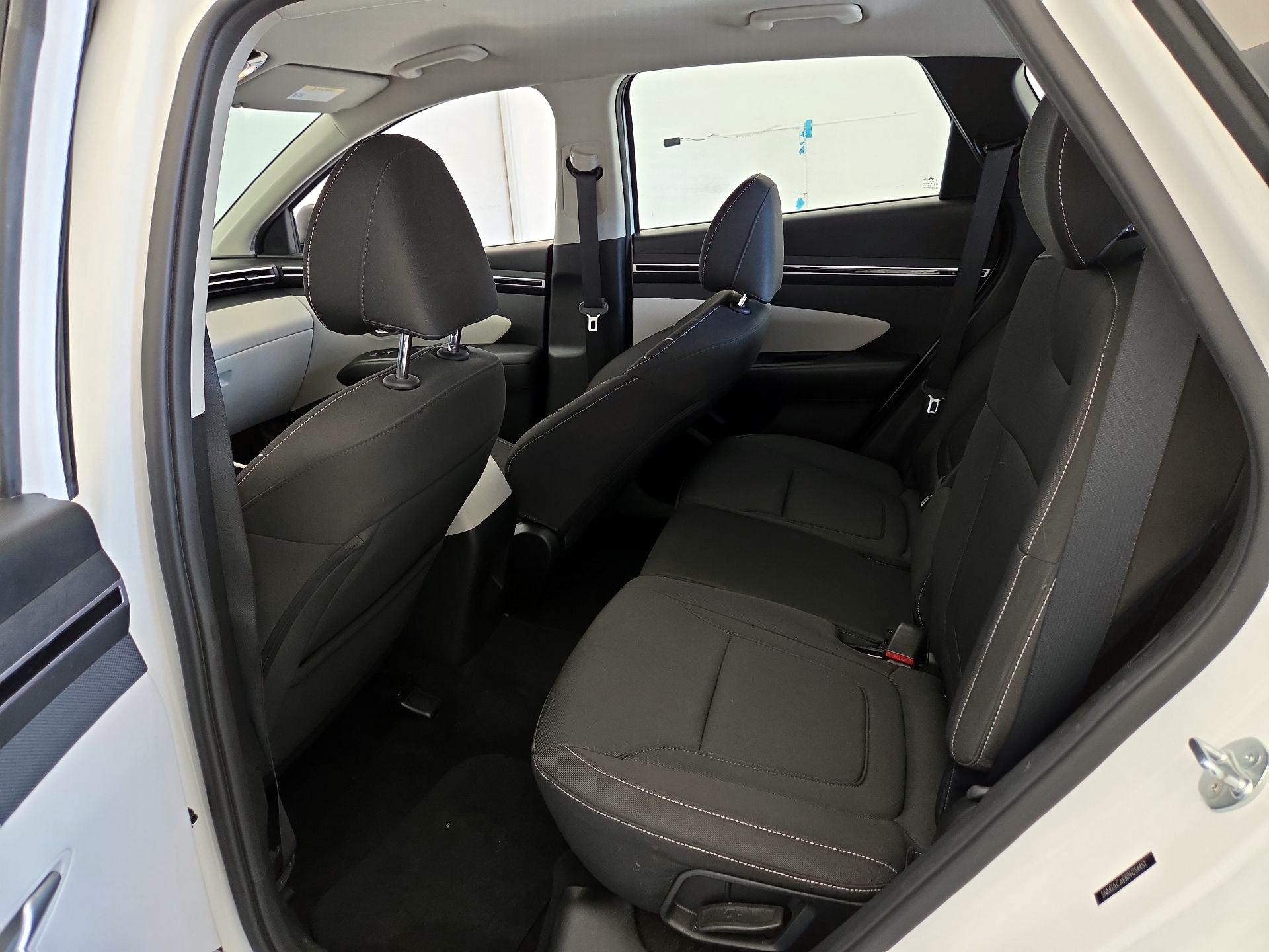 Thumbnail: 2023 Hyundai Tucson - 19