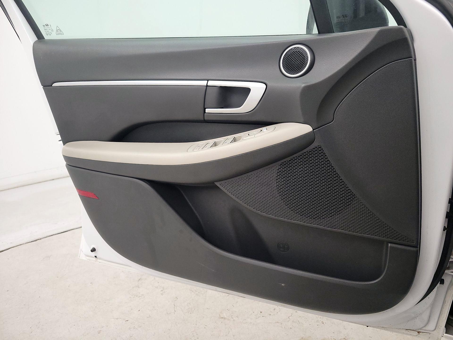 Thumbnail: 2023 Hyundai Sonata - 12