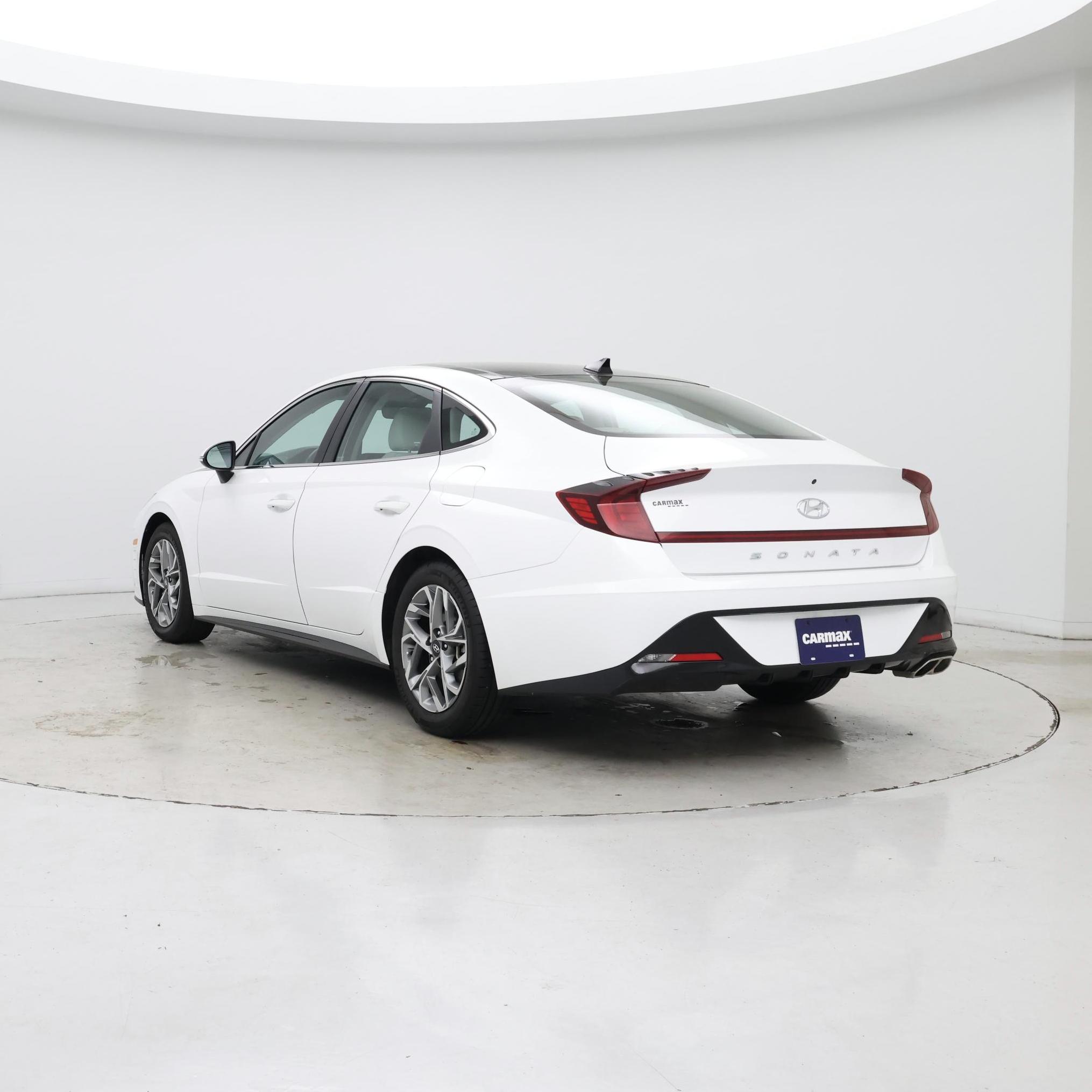 Thumbnail: 2023 Hyundai Sonata - 2