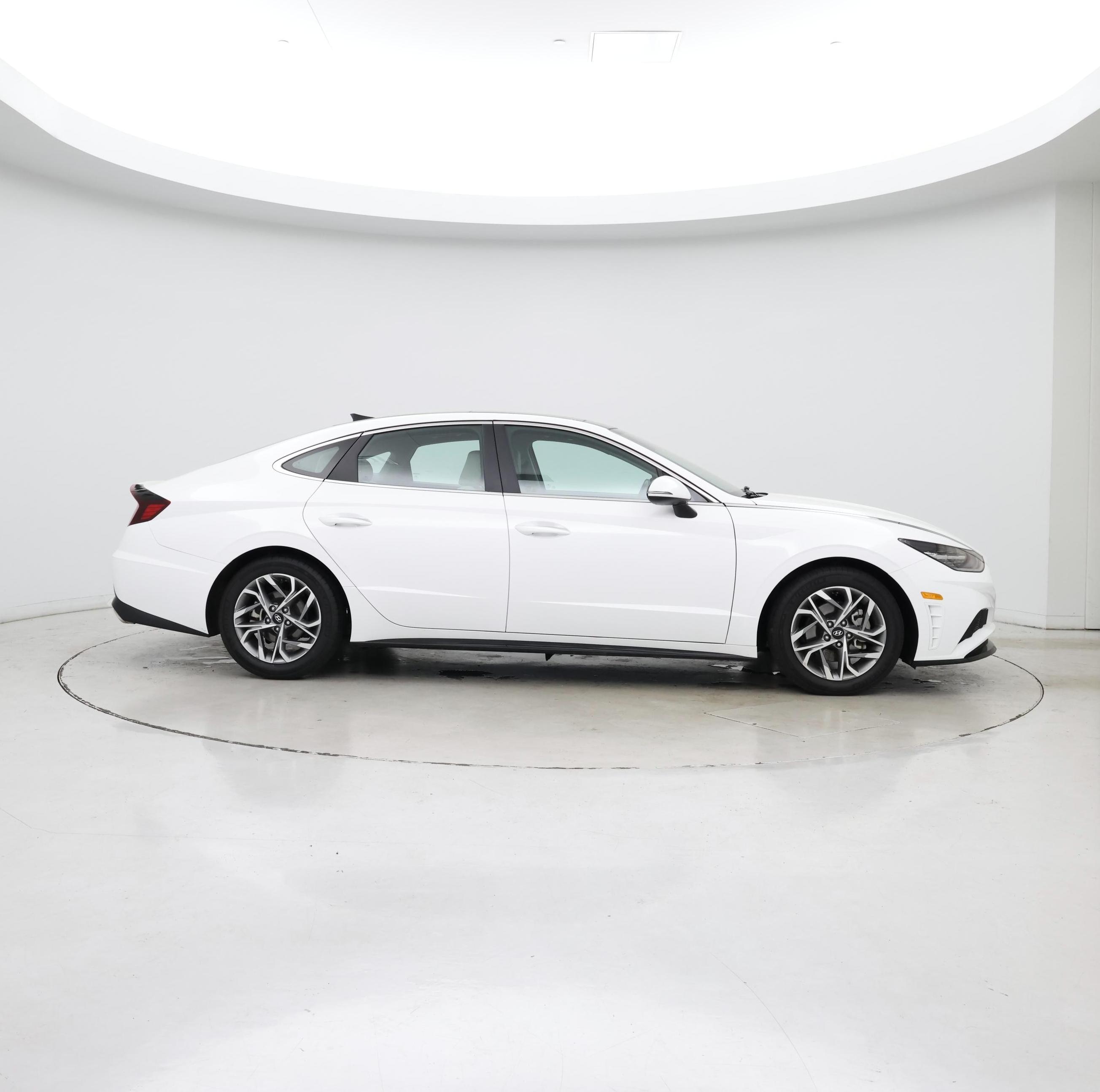 Thumbnail: 2023 Hyundai Sonata - 7