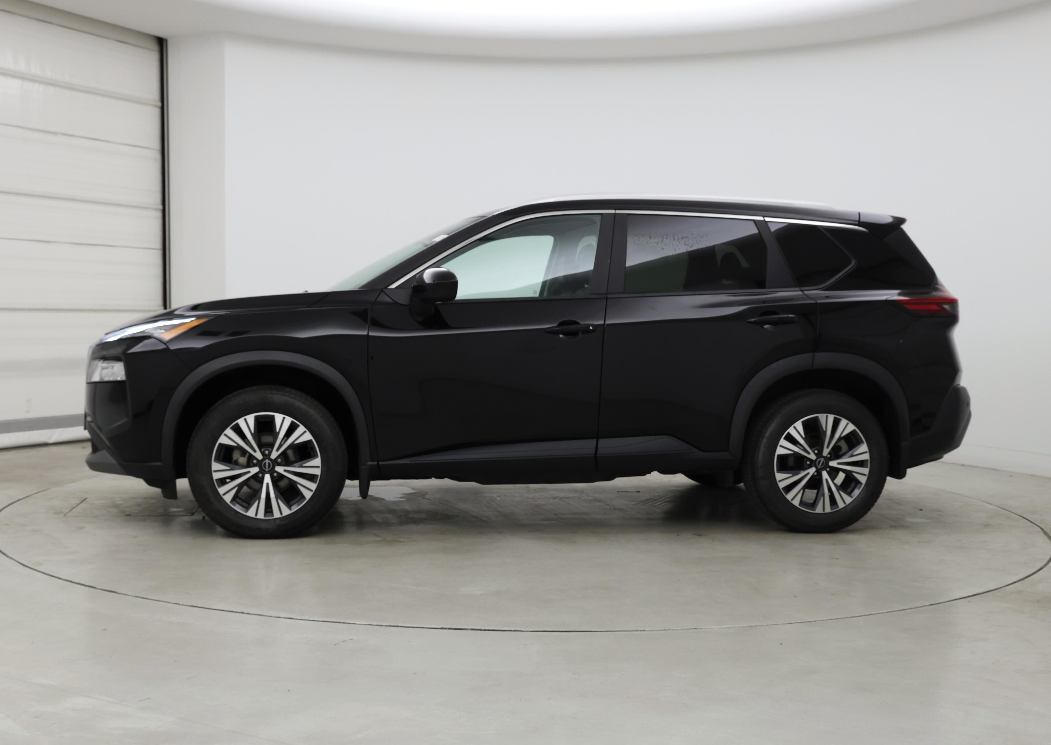 Thumbnail: 2023 Nissan Rogue - 3
