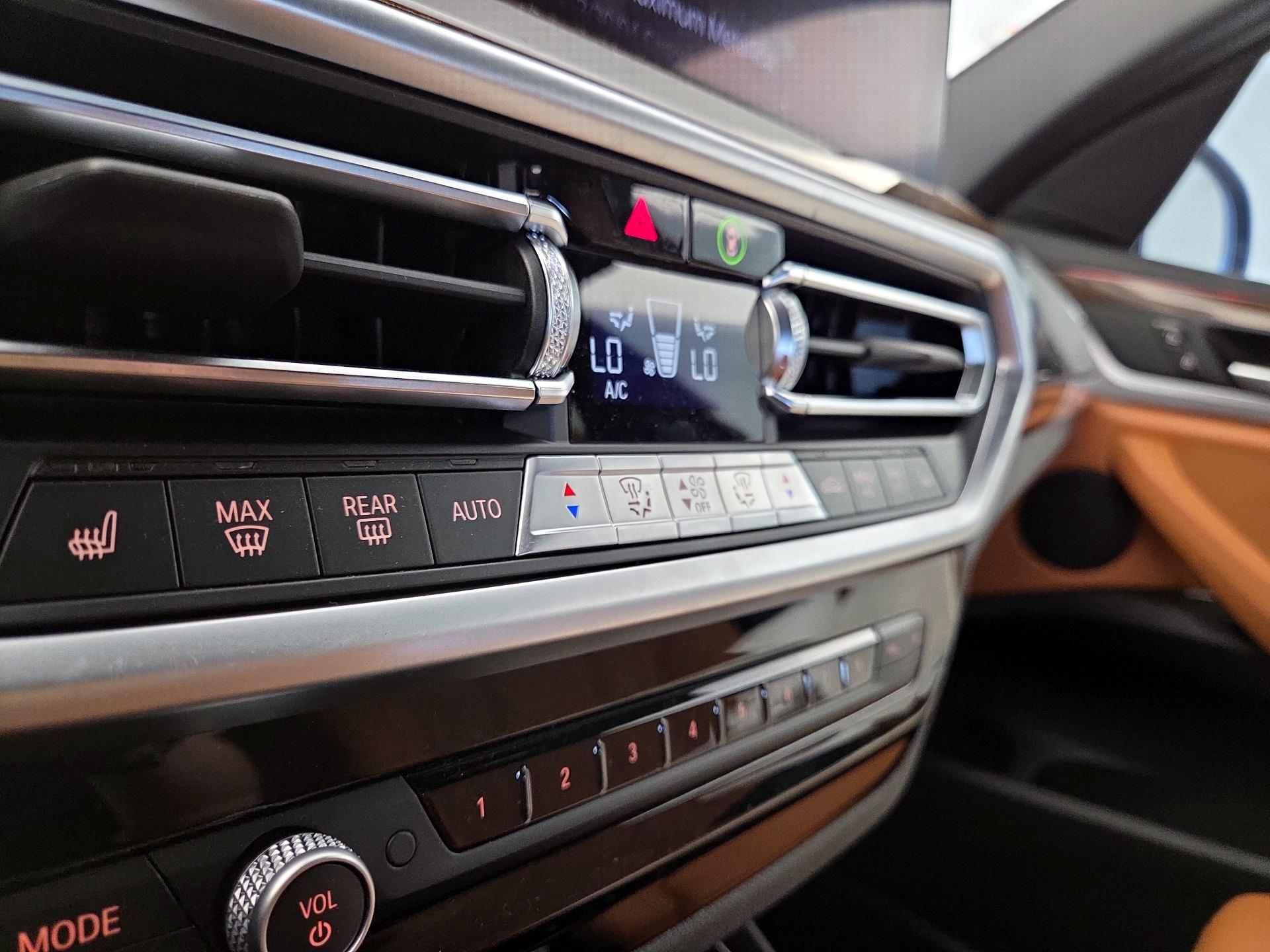 Thumbnail: 2022 BMW X3 - 16