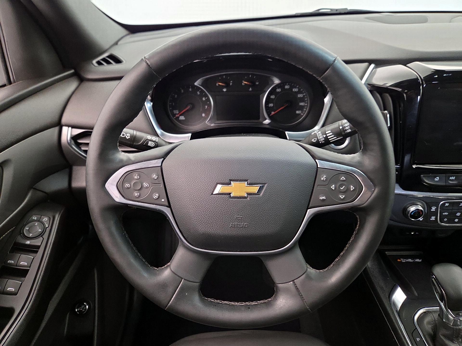 Thumbnail: 2023 Chevrolet Traverse - 10