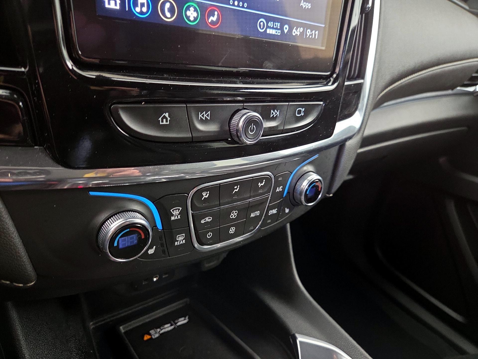 Thumbnail: 2023 Chevrolet Traverse - 16