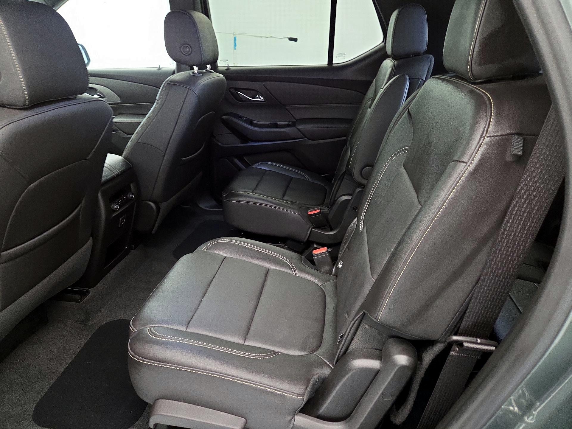 Thumbnail: 2023 Chevrolet Traverse - 19