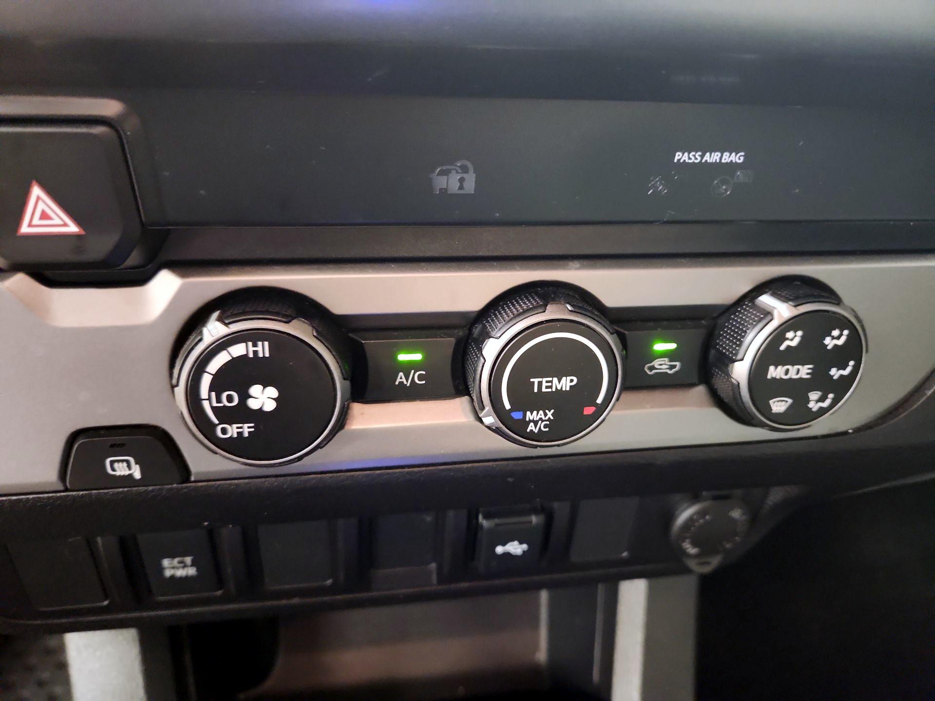 Thumbnail: 2023 Toyota Tacoma - 16