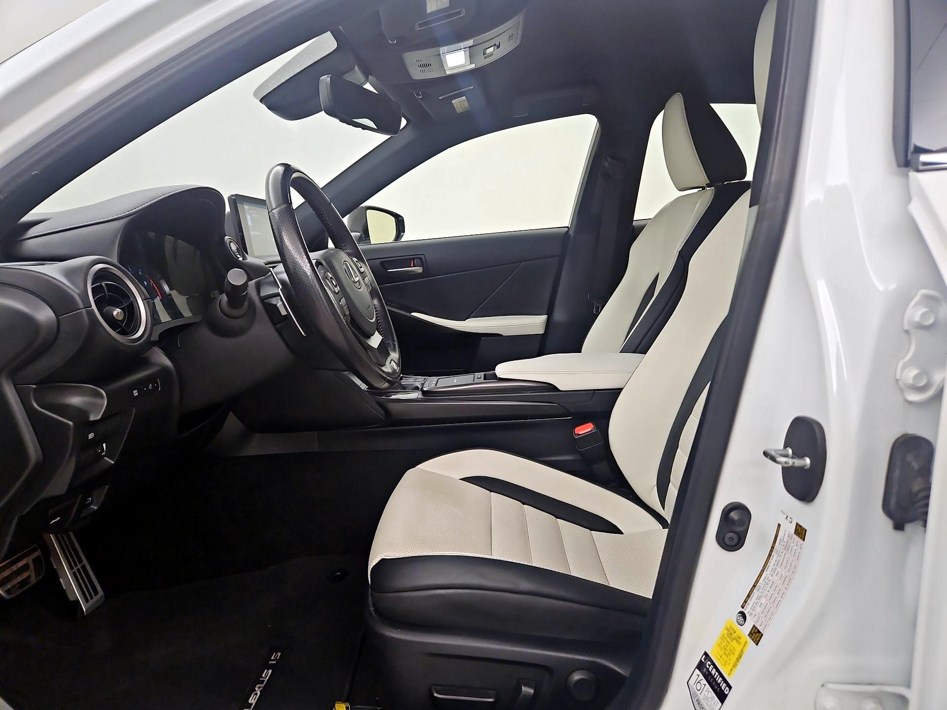 Thumbnail: 2021 Lexus IS - 11