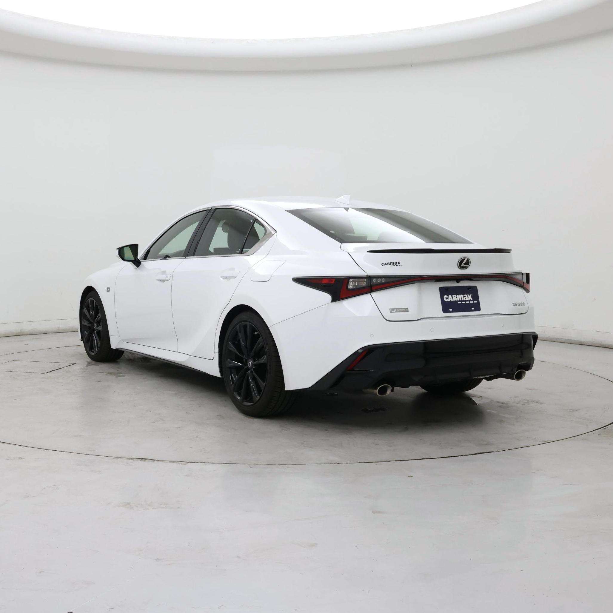 Thumbnail: 2021 Lexus IS - 2