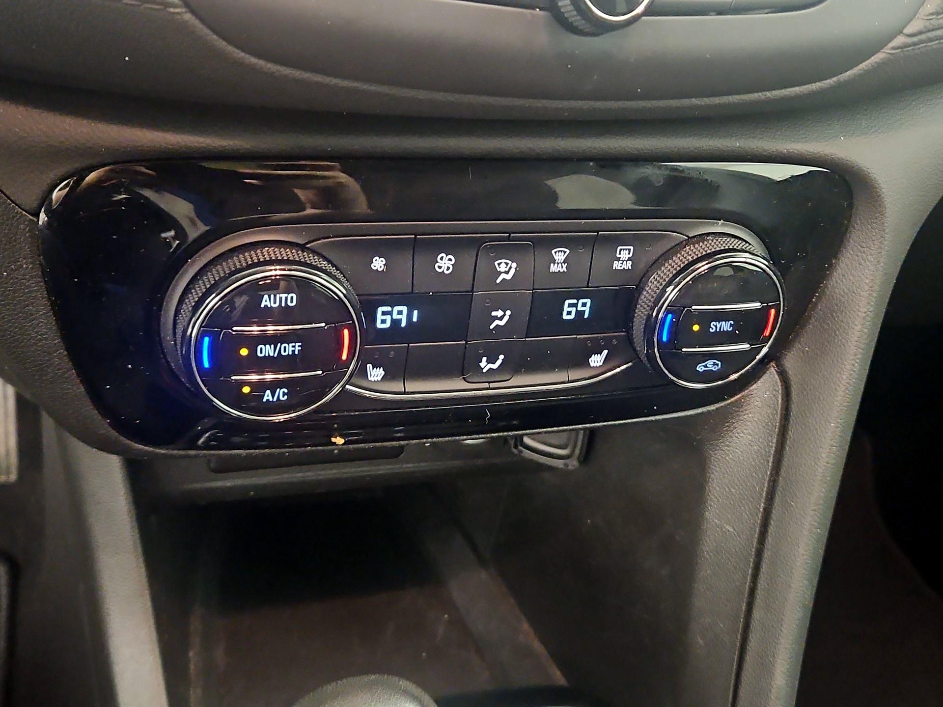 Thumbnail: 2023 Buick Encore GX - 16