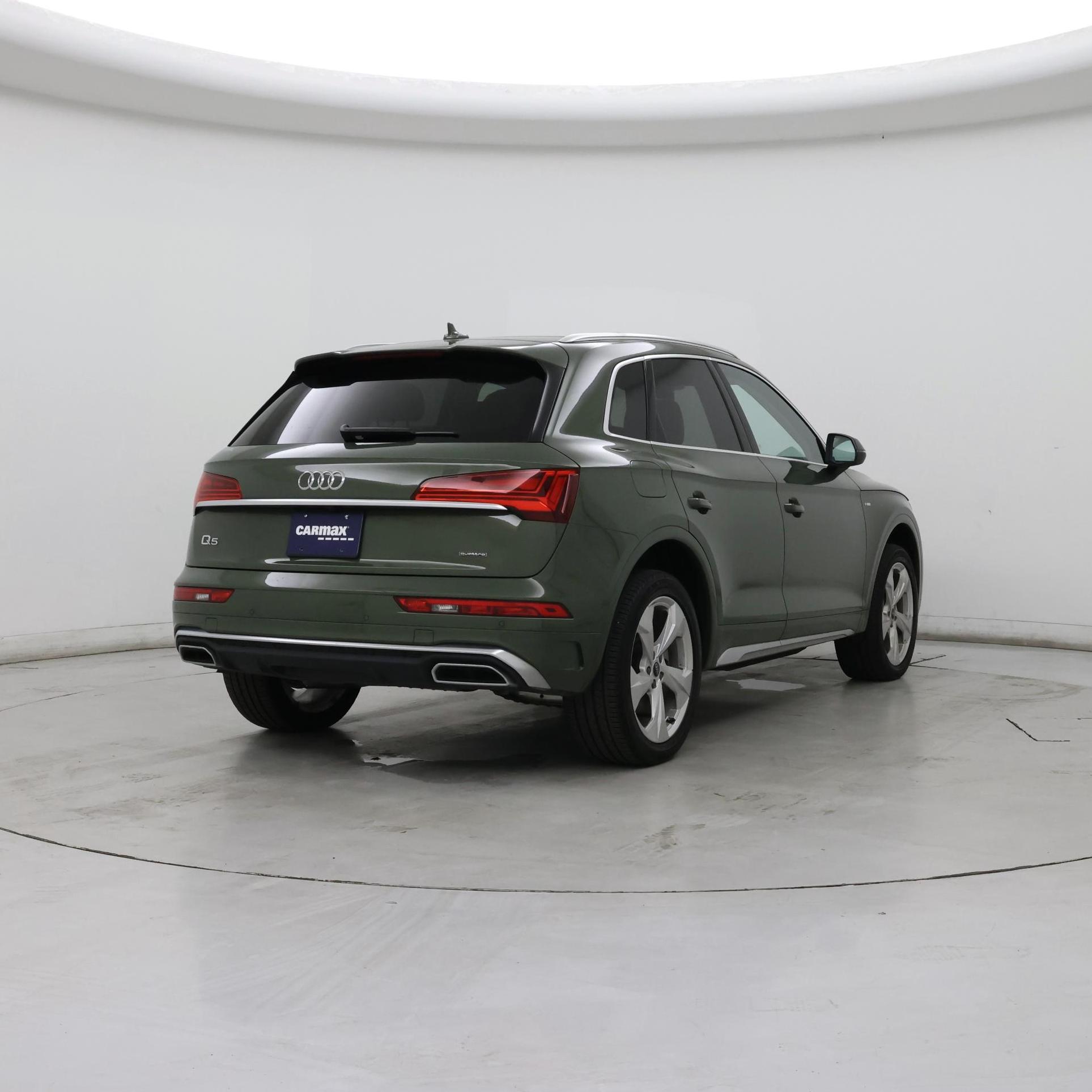 Thumbnail: 2024 Audi Q5 - 8